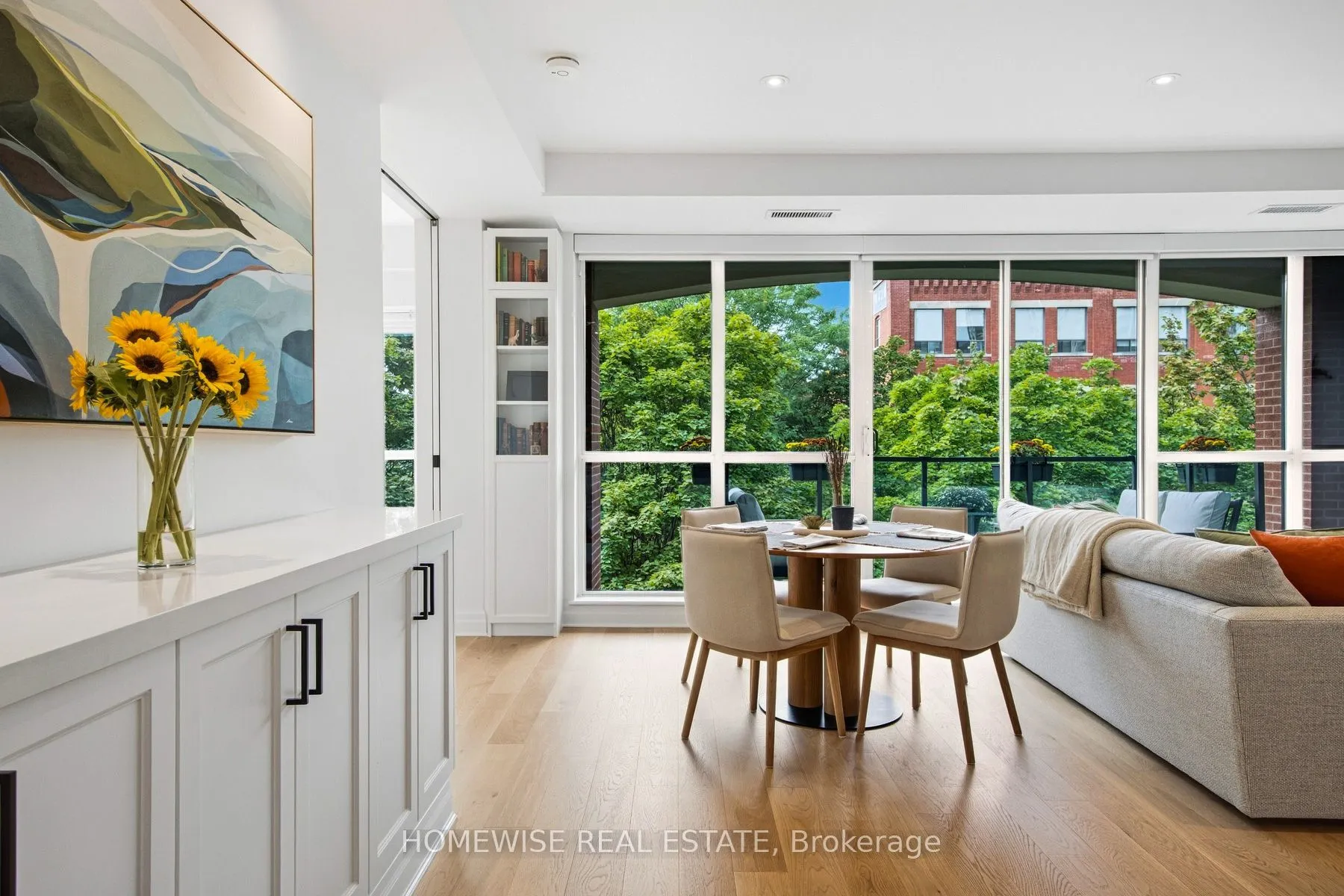 11 Soho Street #403