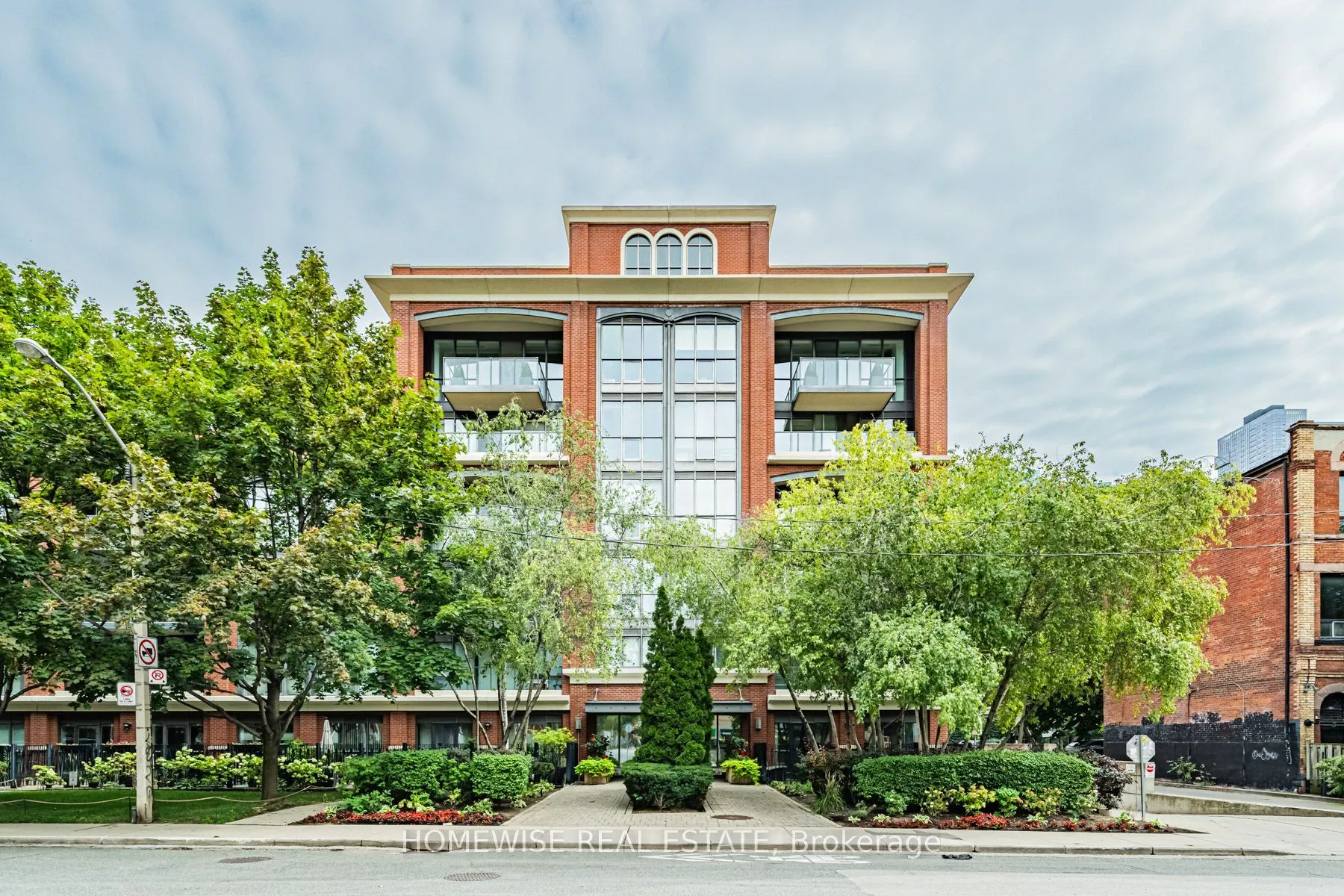 11 Soho Street #403