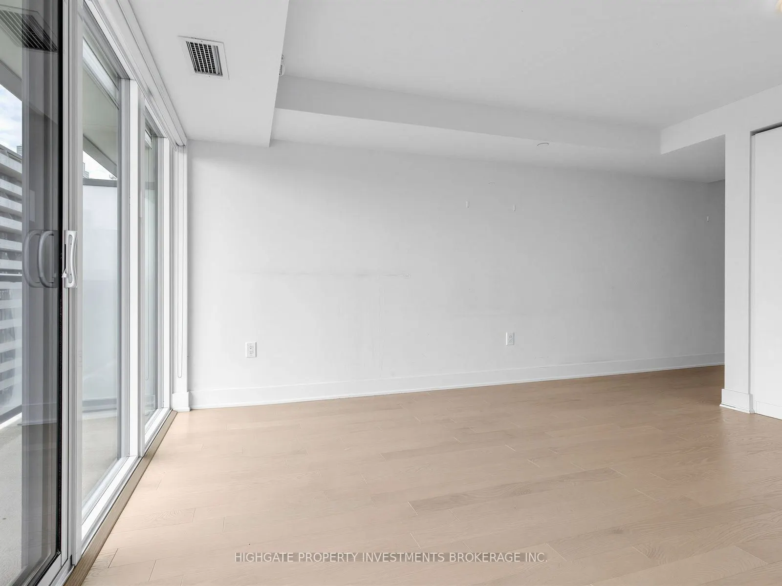 955 Bay Street #2711