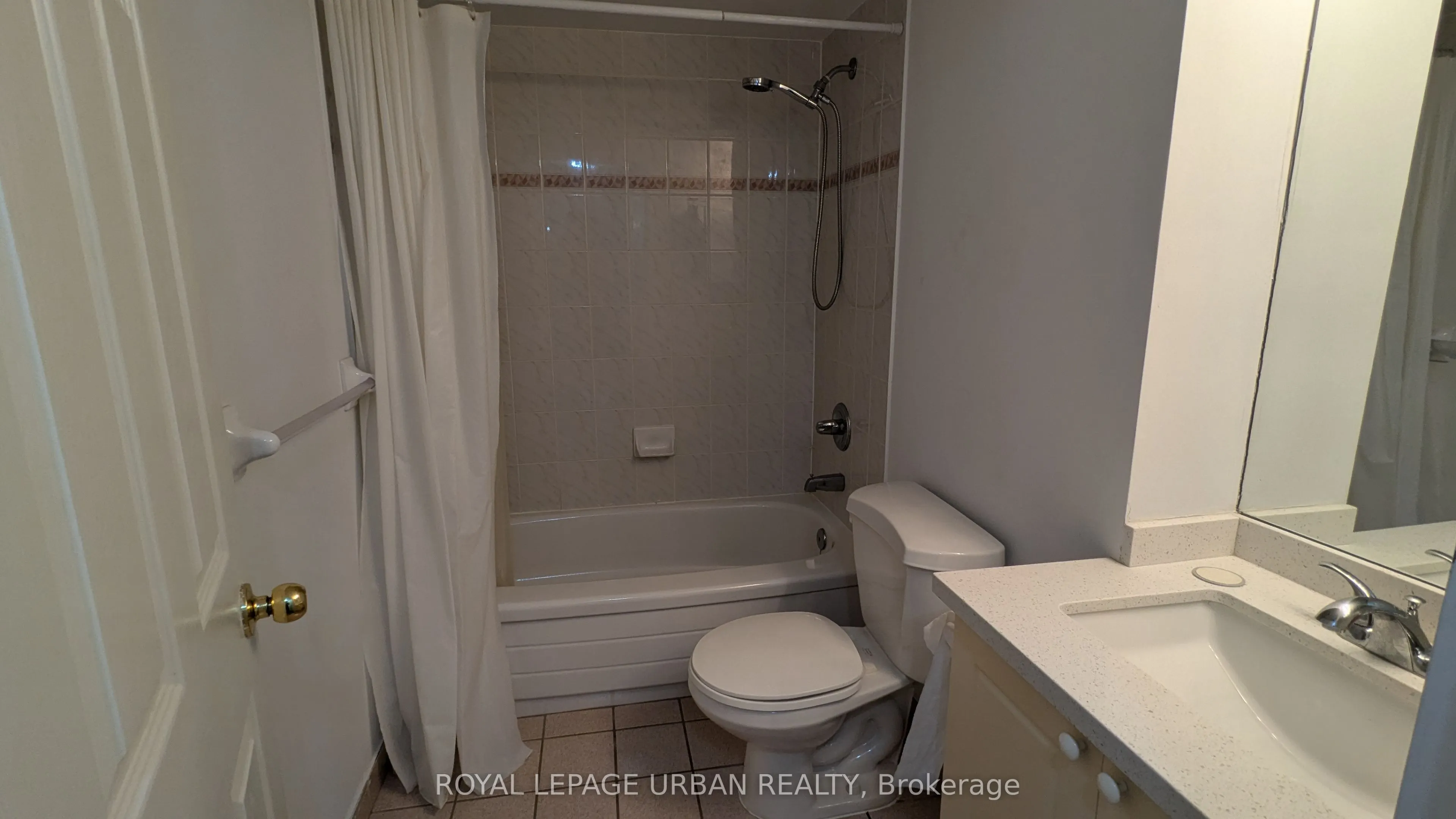 260 Doris Avenue #205