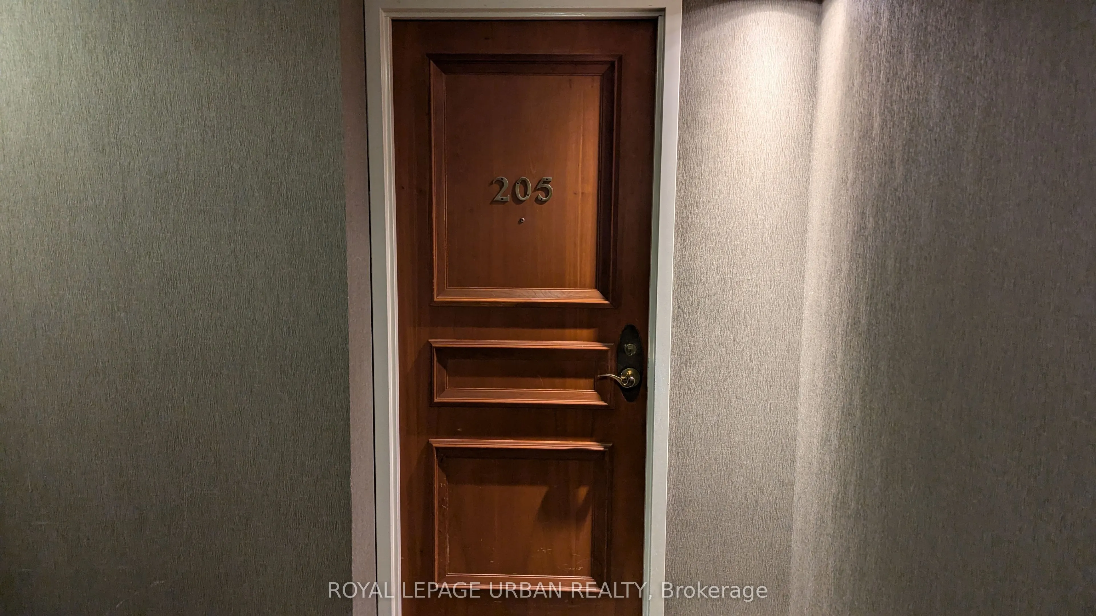 260 Doris Avenue #205