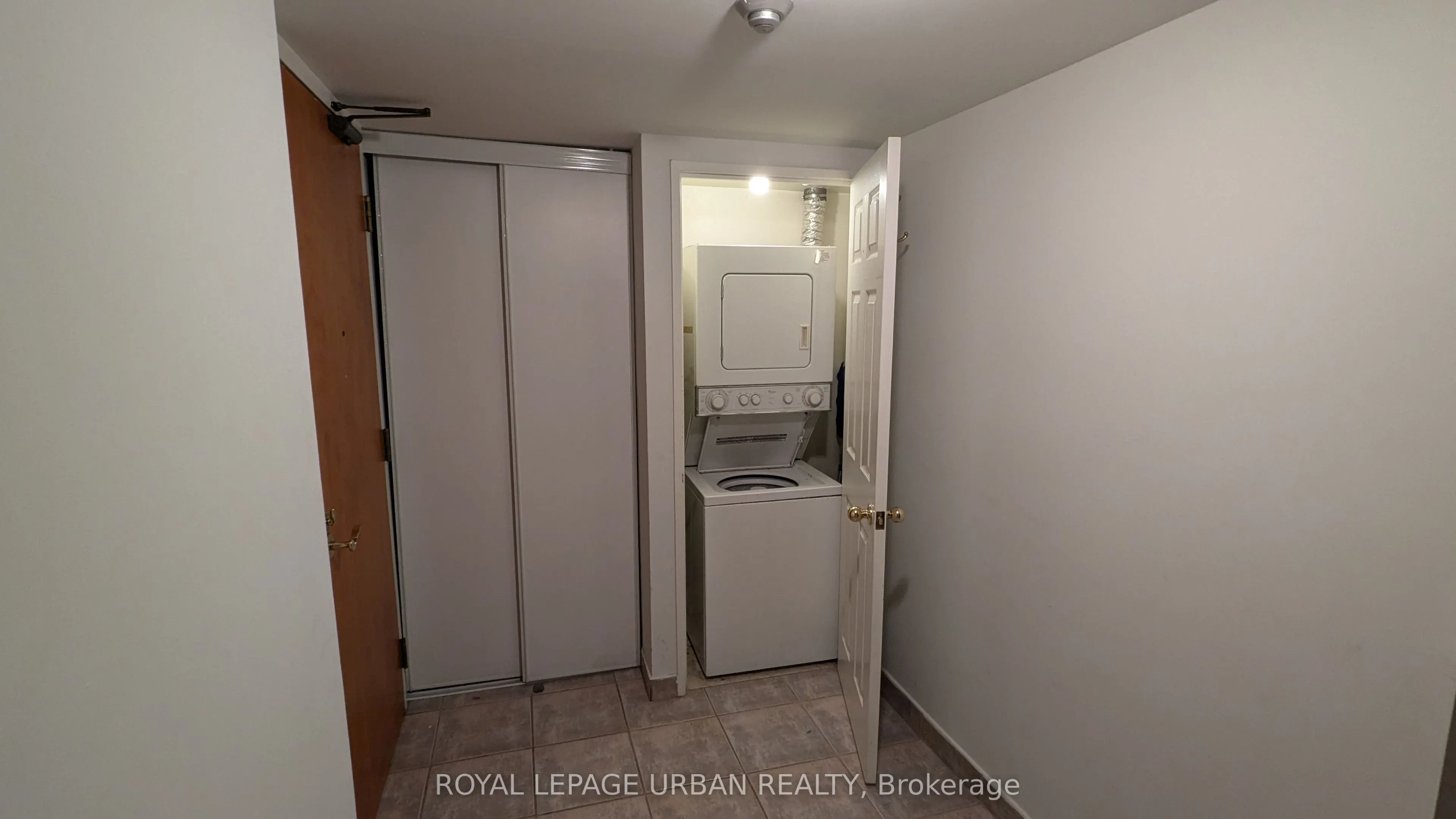 260 Doris Avenue #205