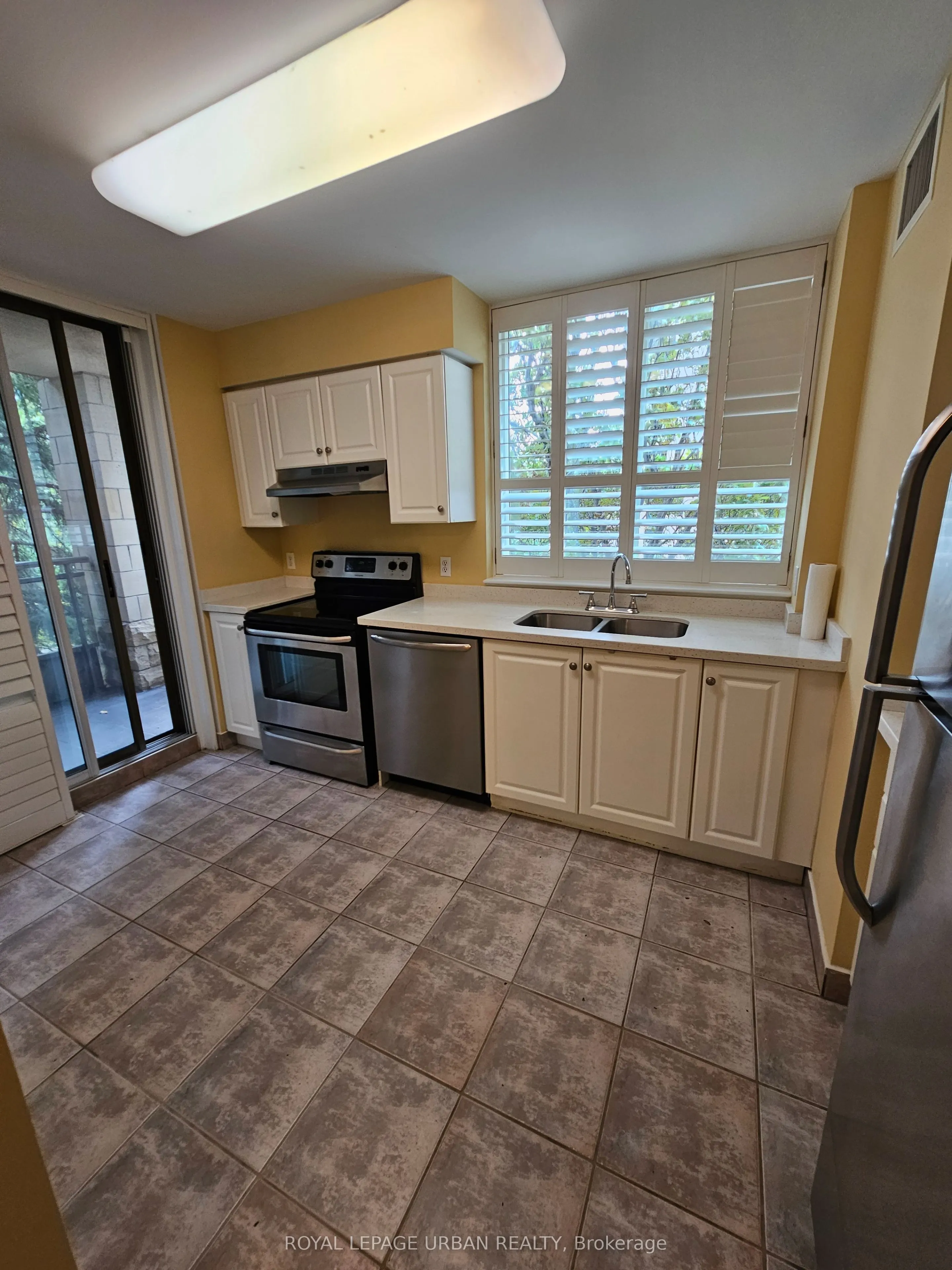 260 Doris Avenue #205
