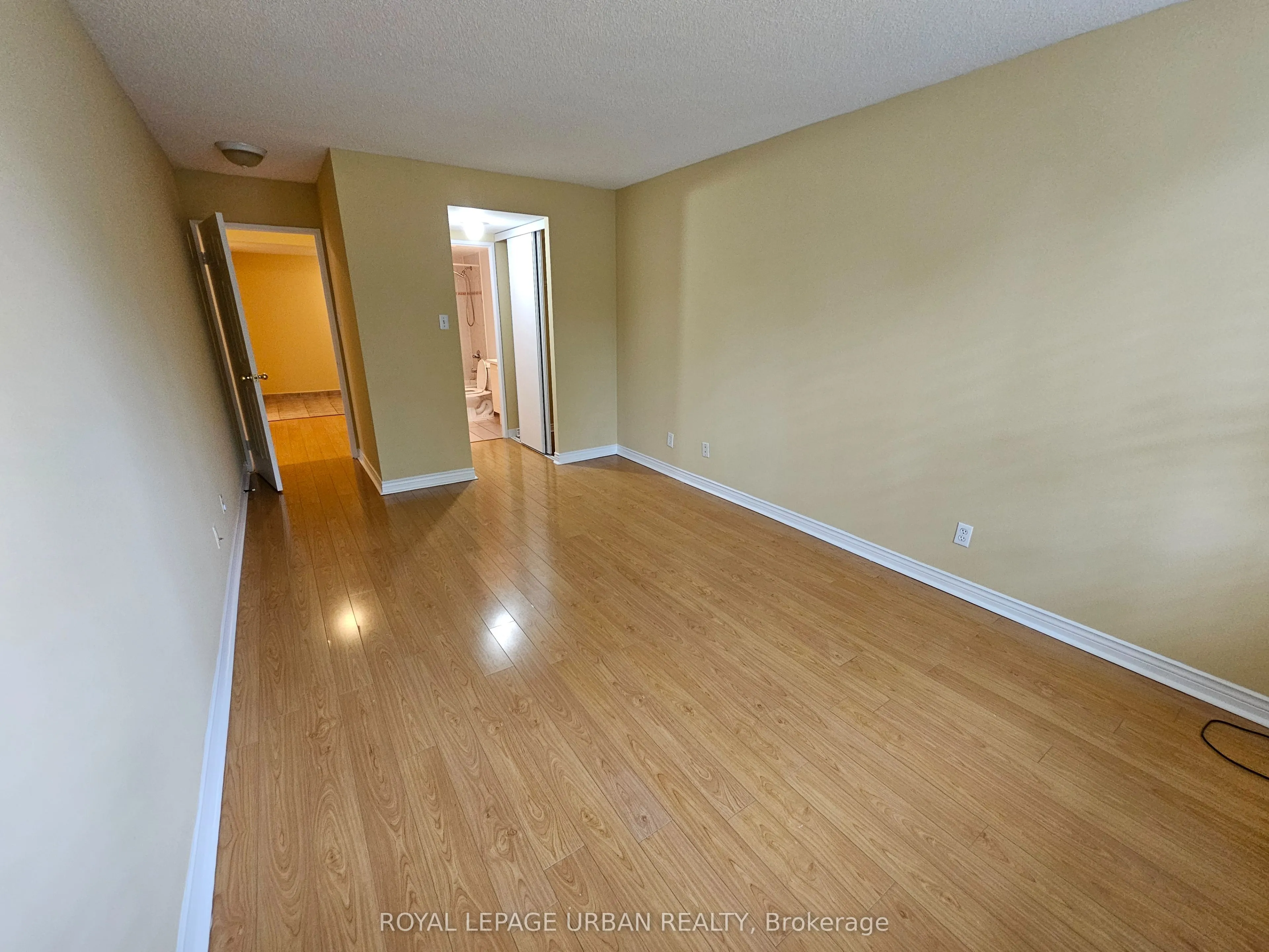 260 Doris Avenue #205