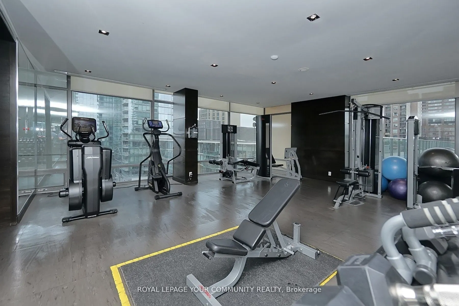 18 Yorkville Avenue #1801
