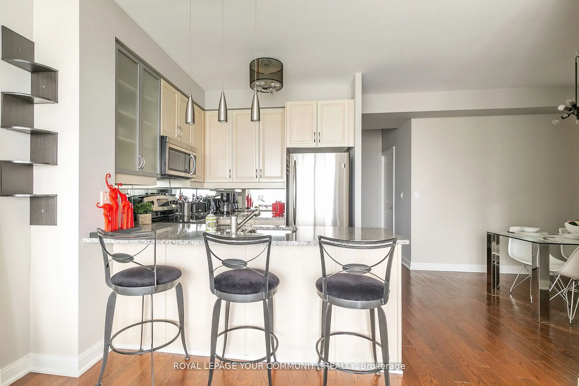 18 Yorkville Avenue #1801