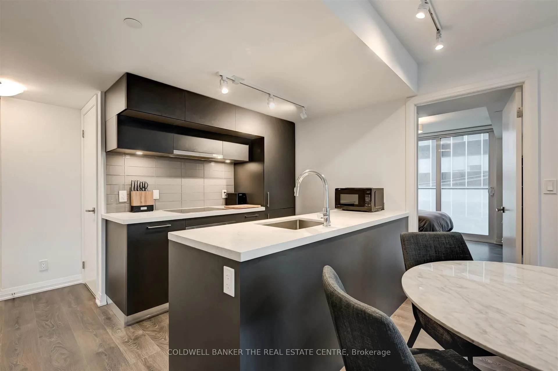 99 Foxbar Road #304