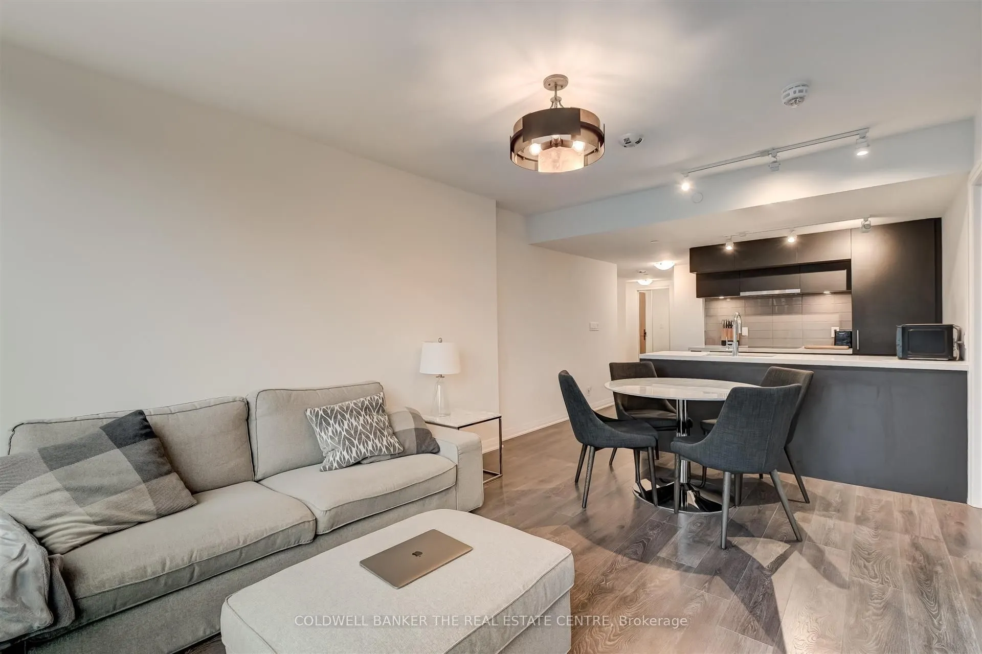 99 Foxbar Road #304