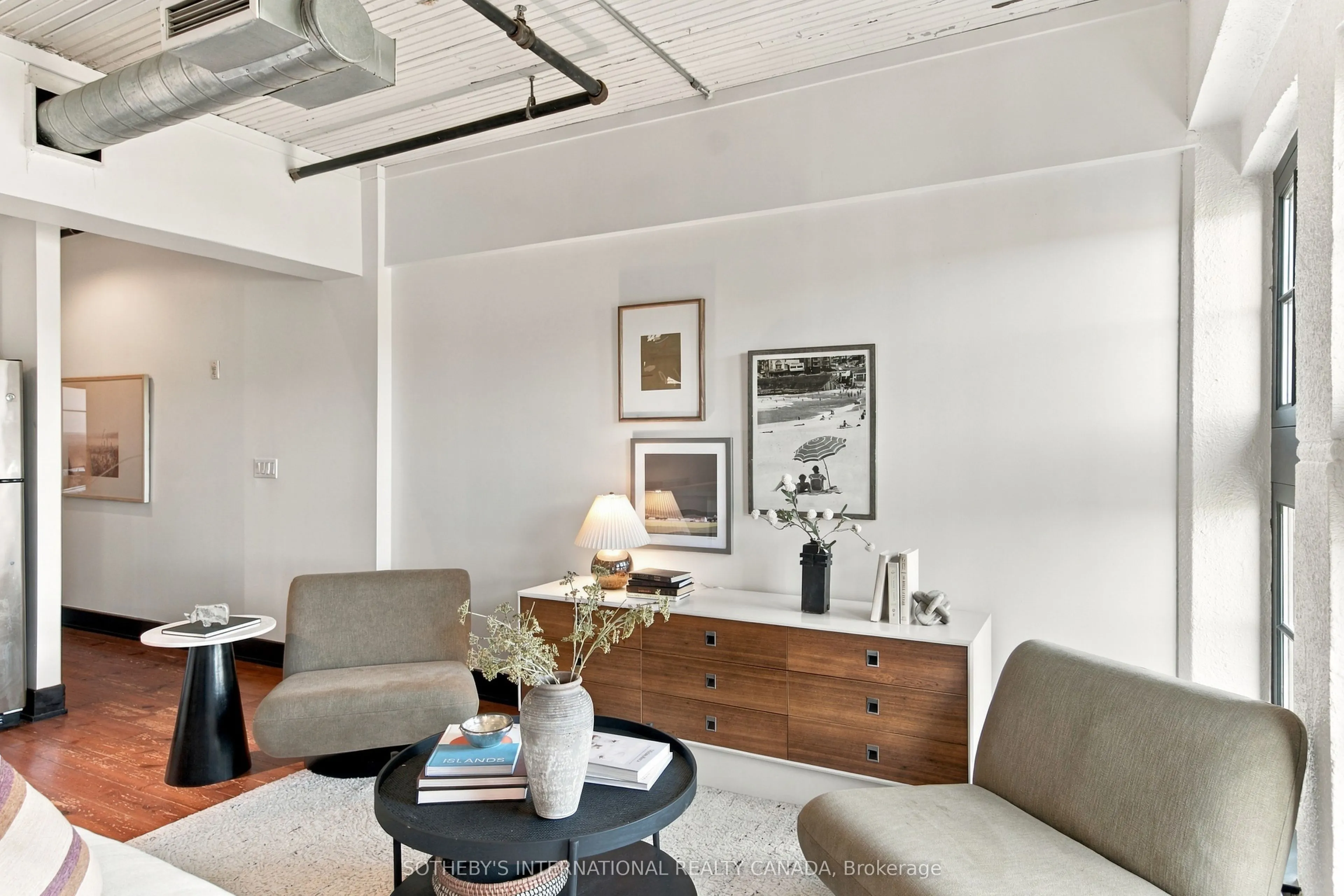 183 Dovercourt Road #412