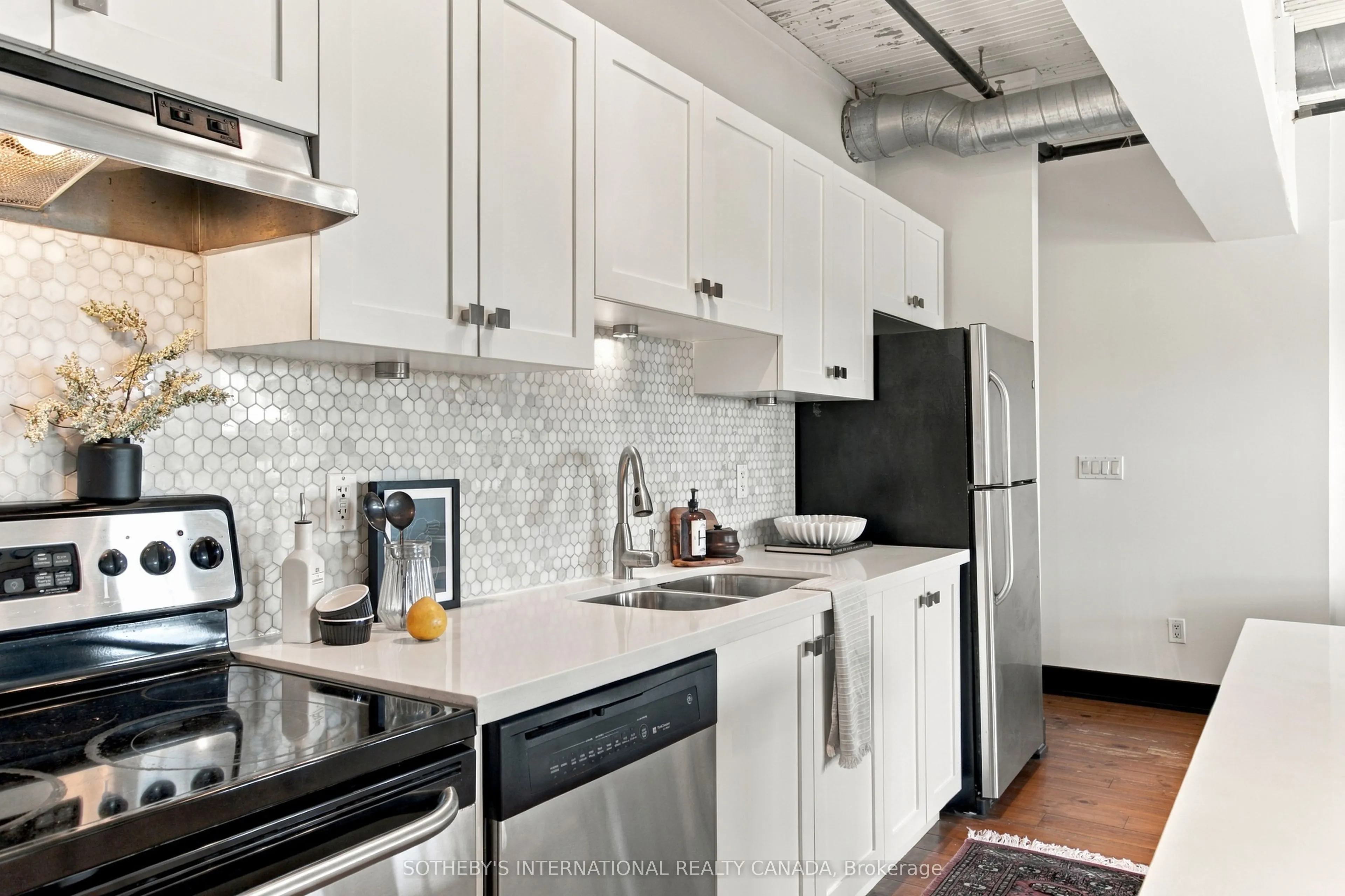 183 Dovercourt Road #412