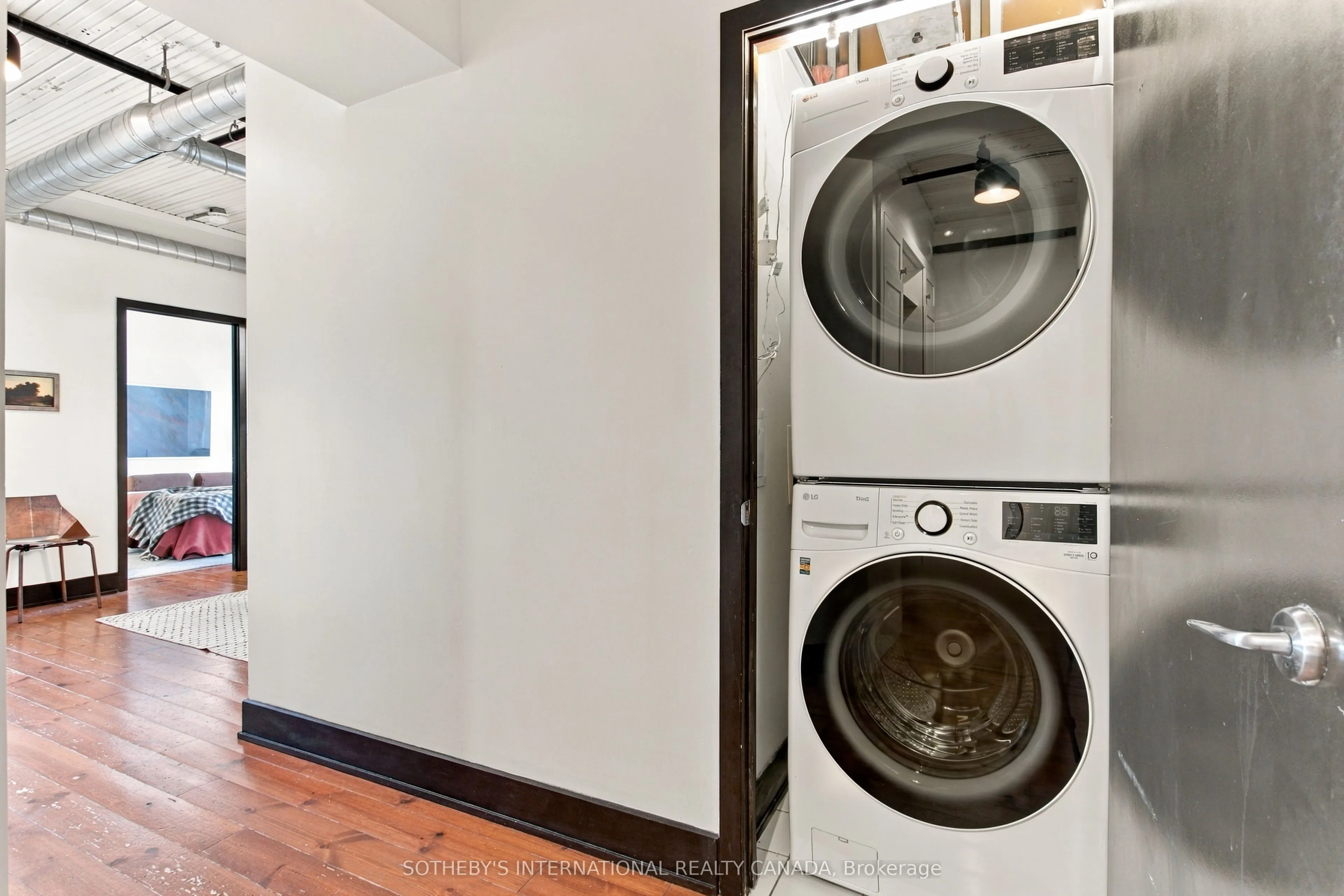 183 Dovercourt Road #412