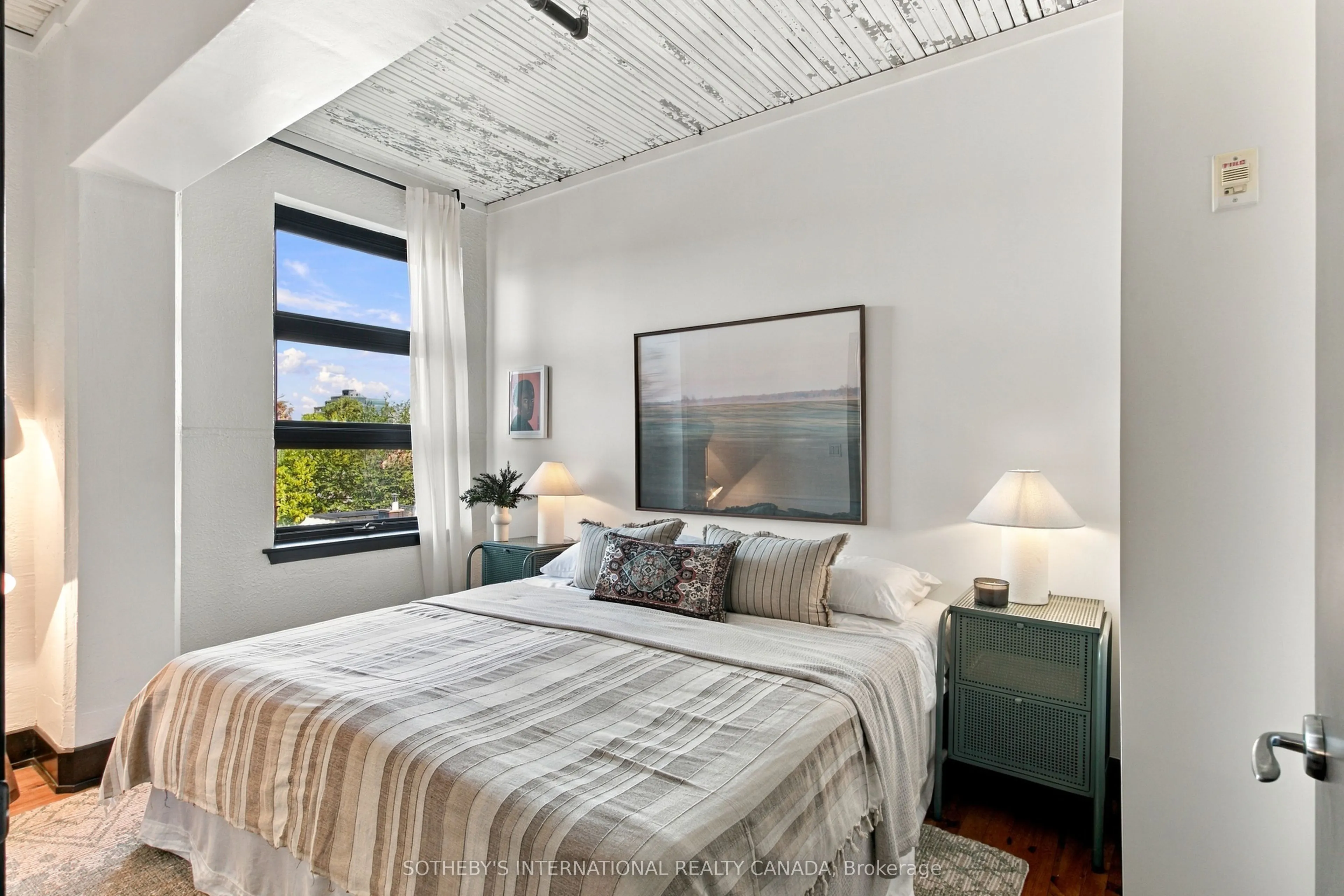 183 Dovercourt Road #412