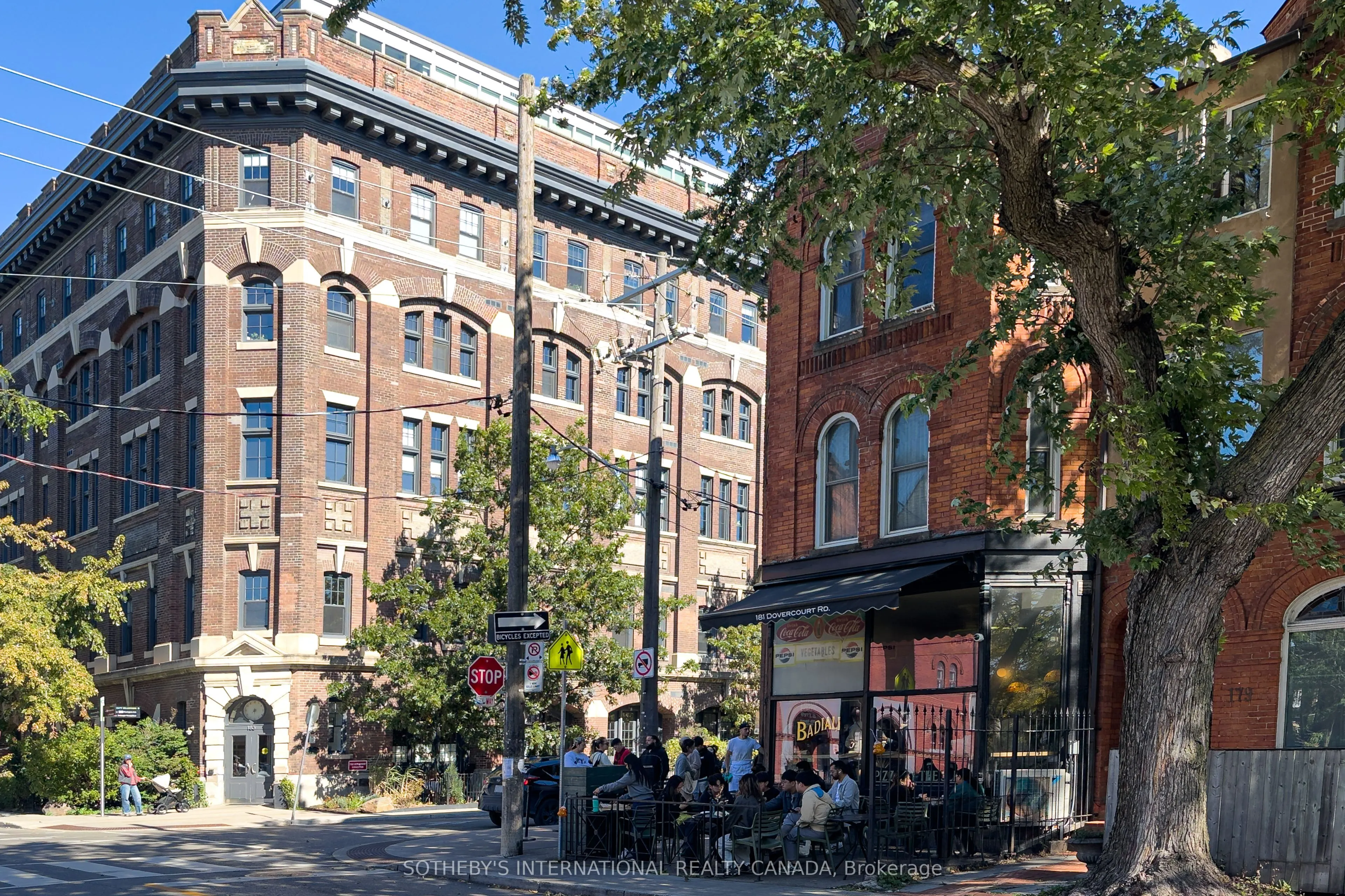 183 Dovercourt Road #412