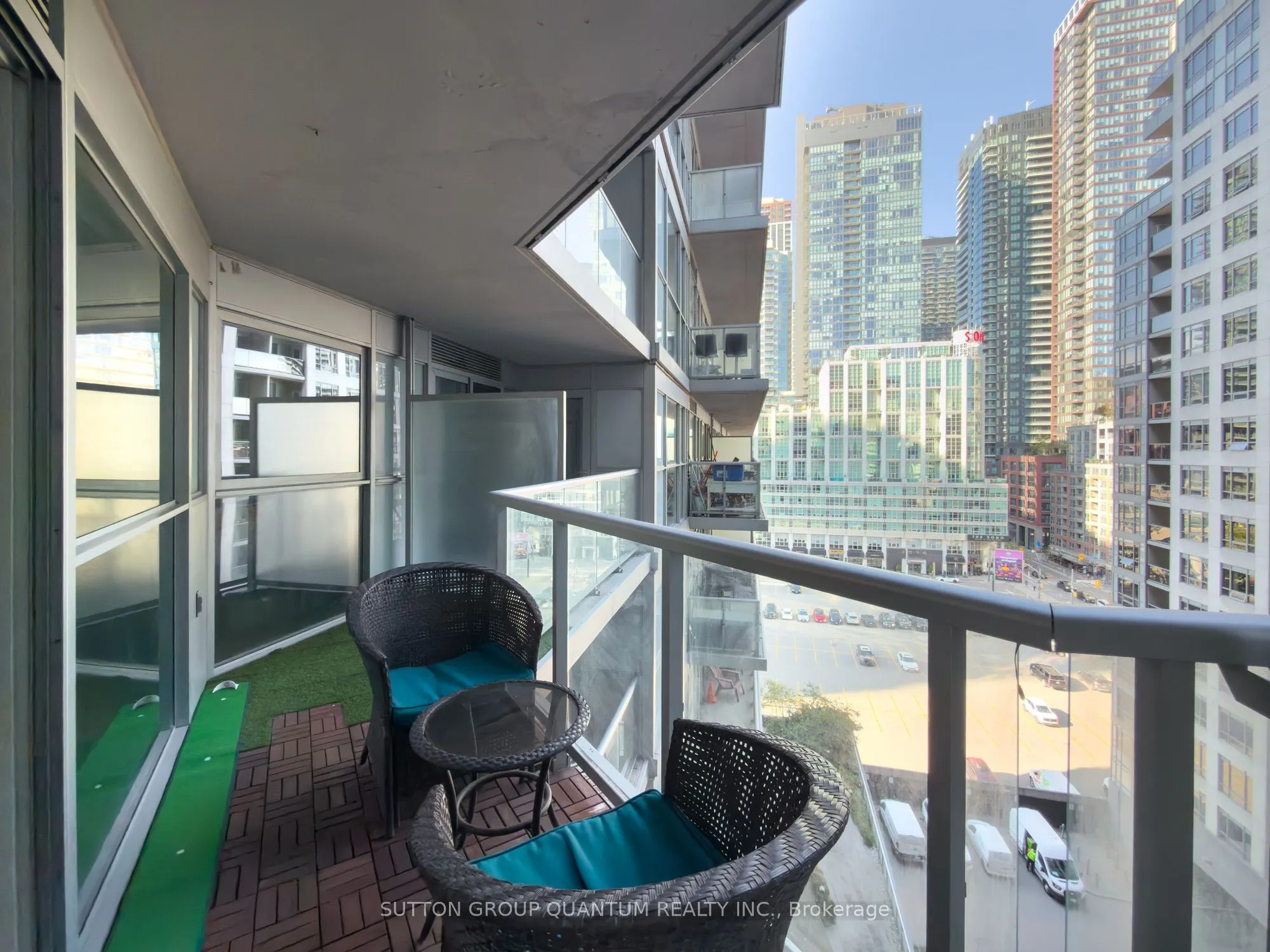 352 Front Street W #901