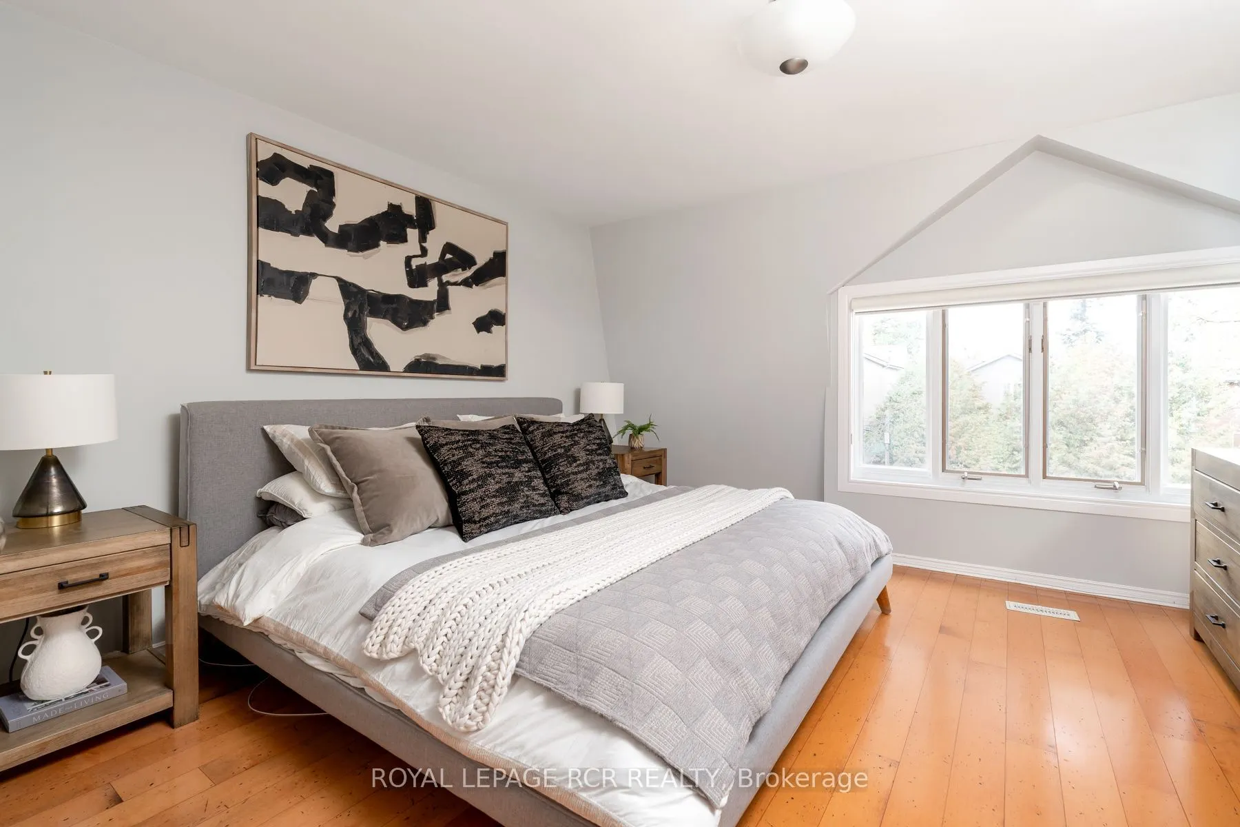 214 Briar Hill Avenue