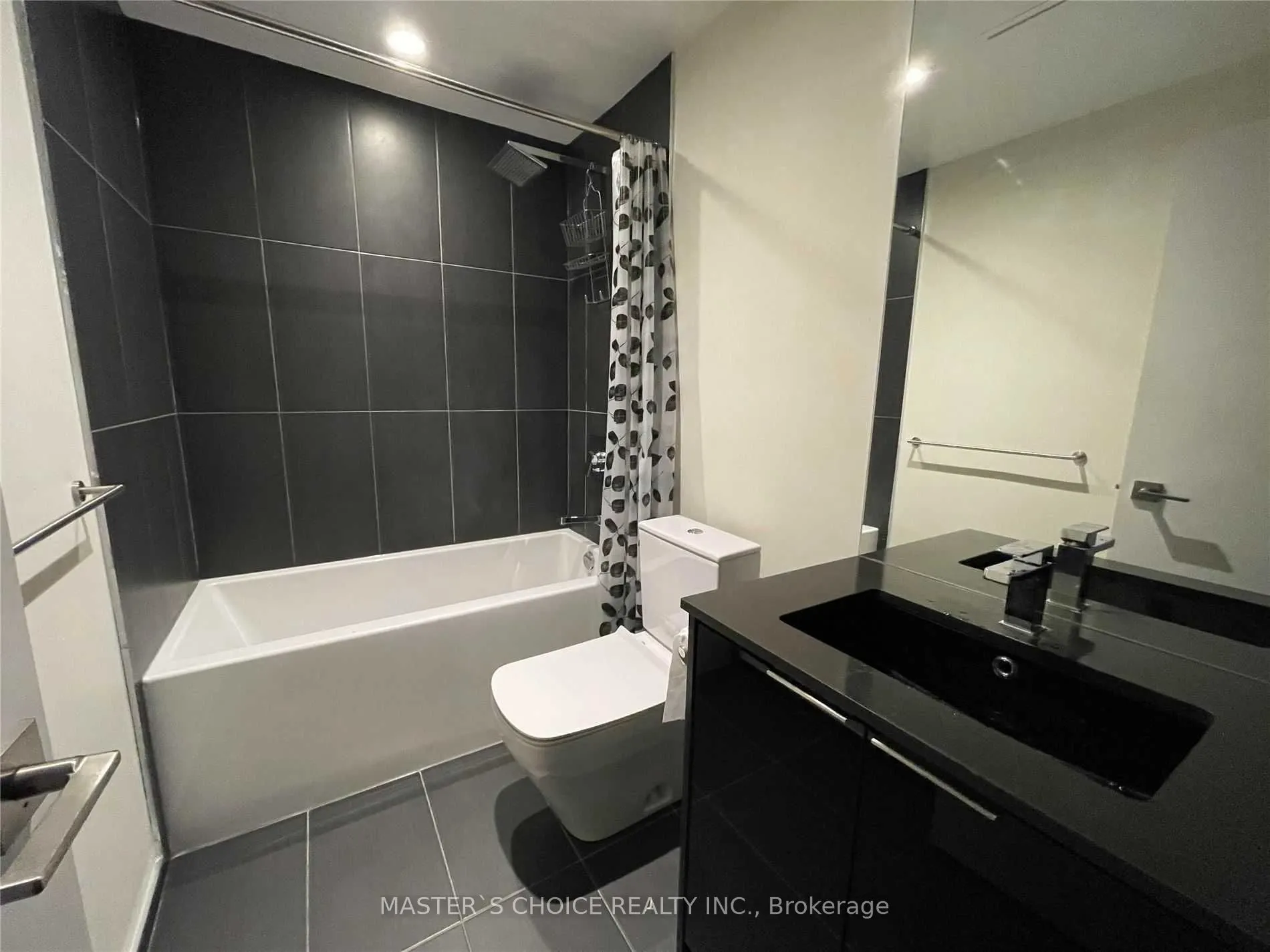 70 Temperance Street #709