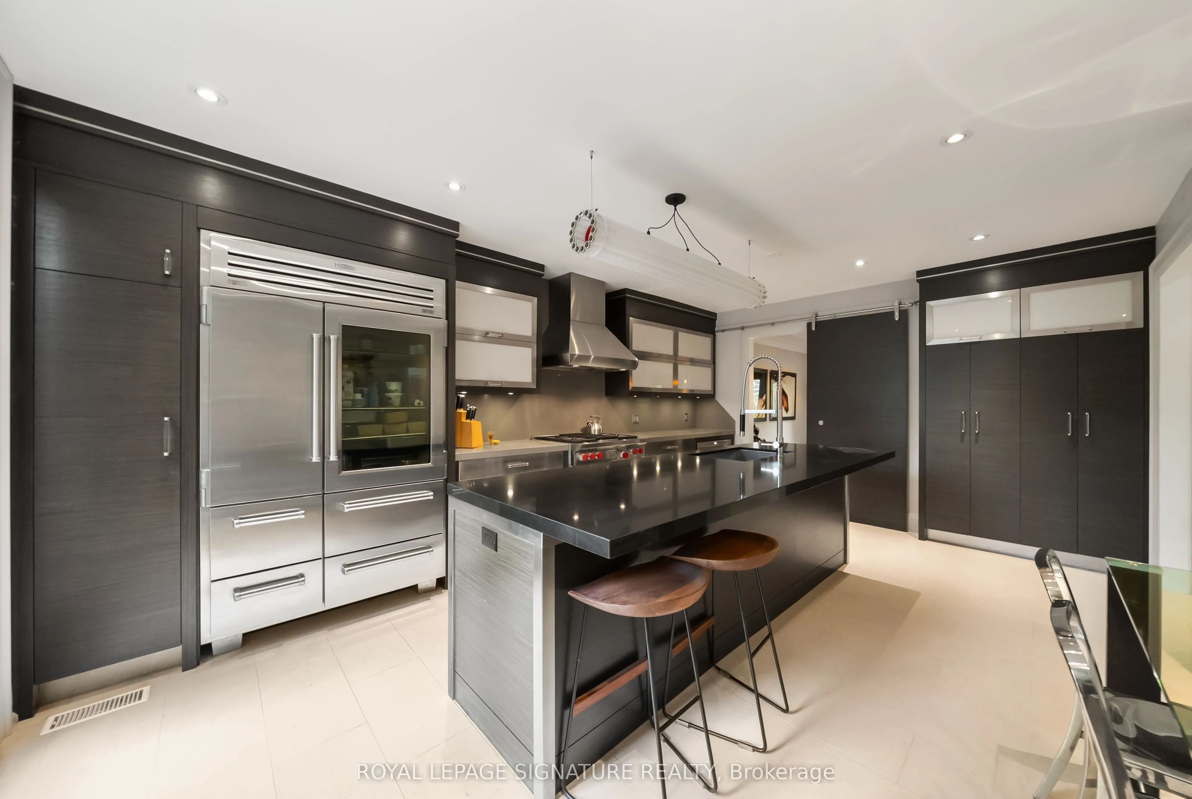 230 Strathallan Wood