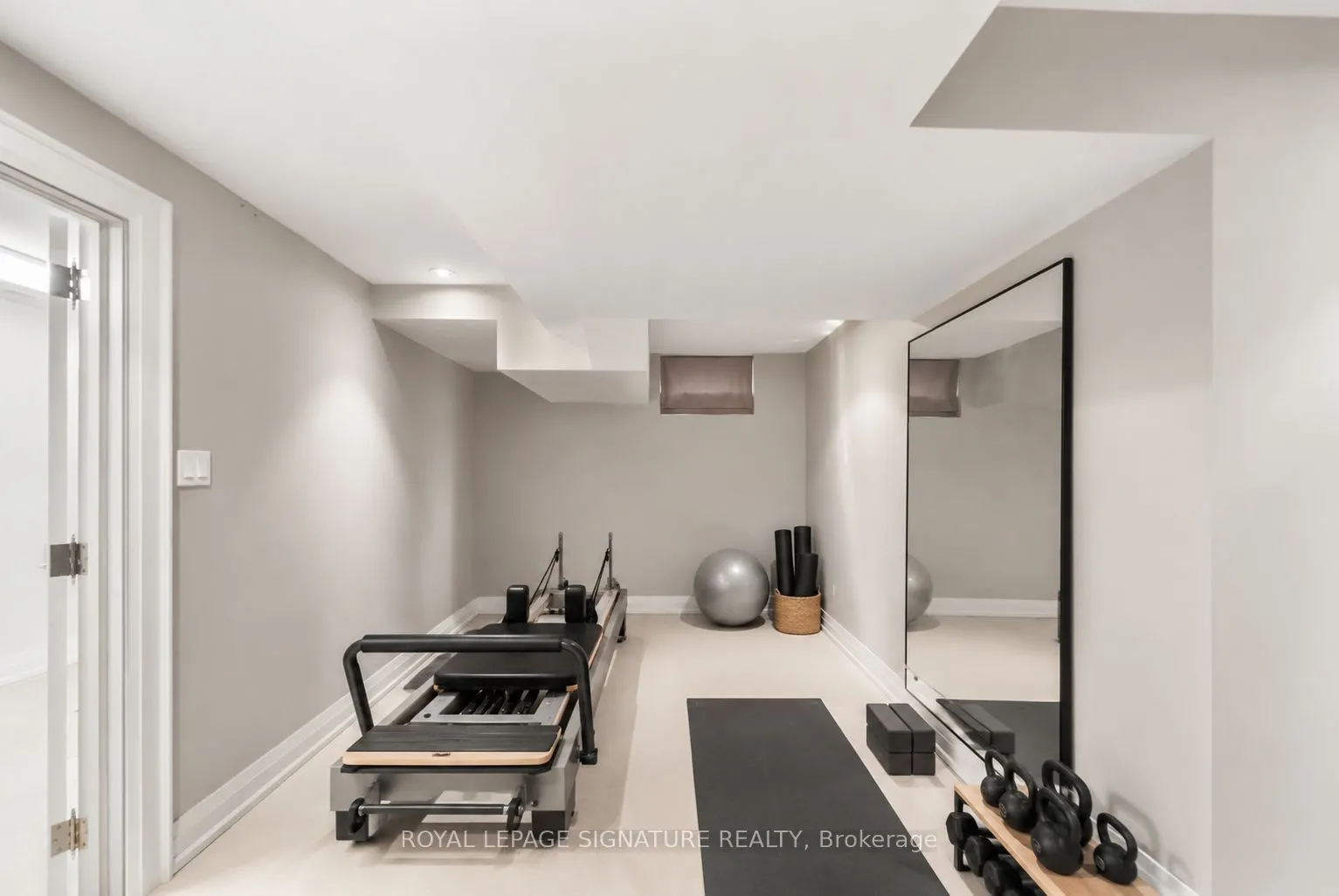 230 Strathallan Wood