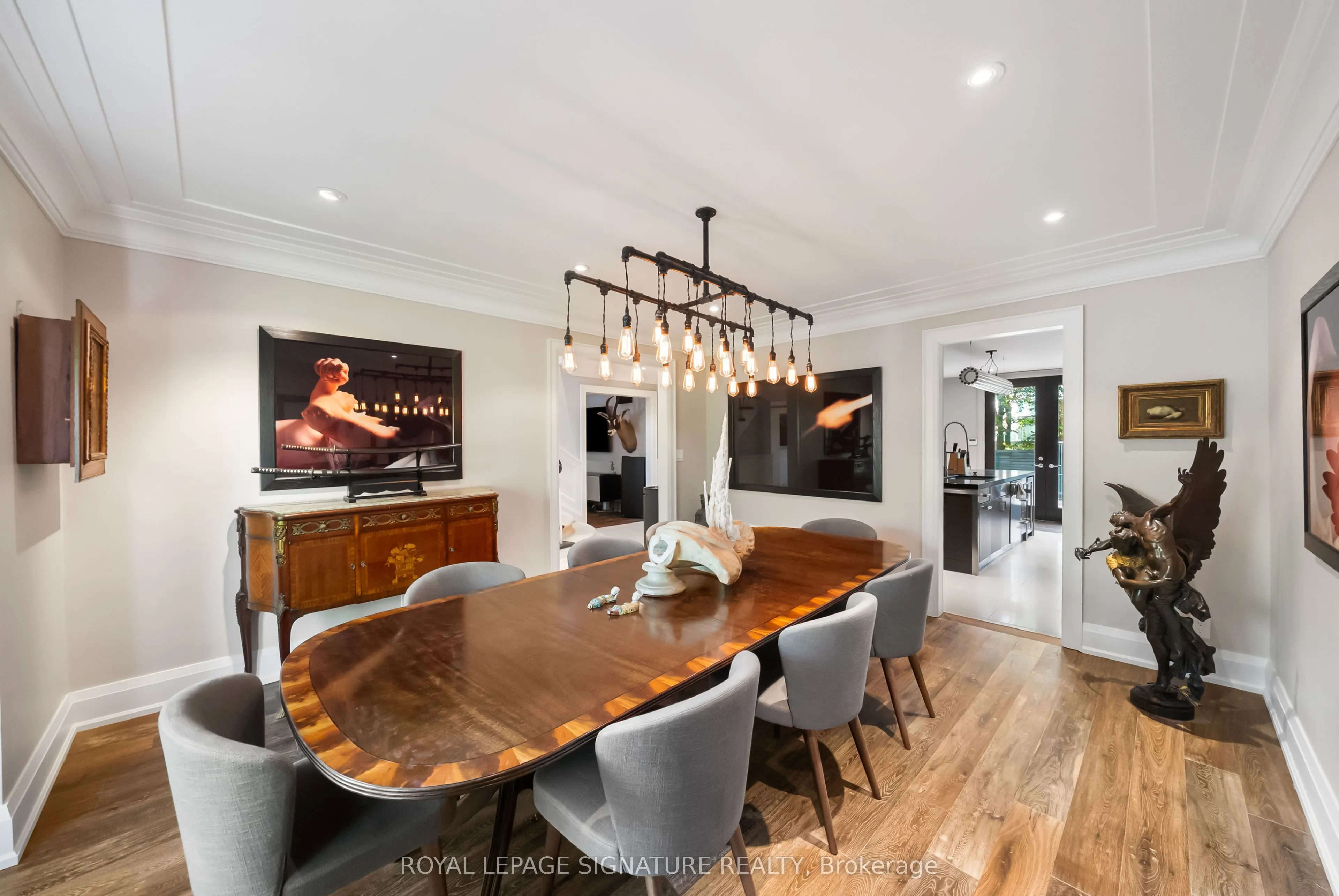 230 Strathallan Wood