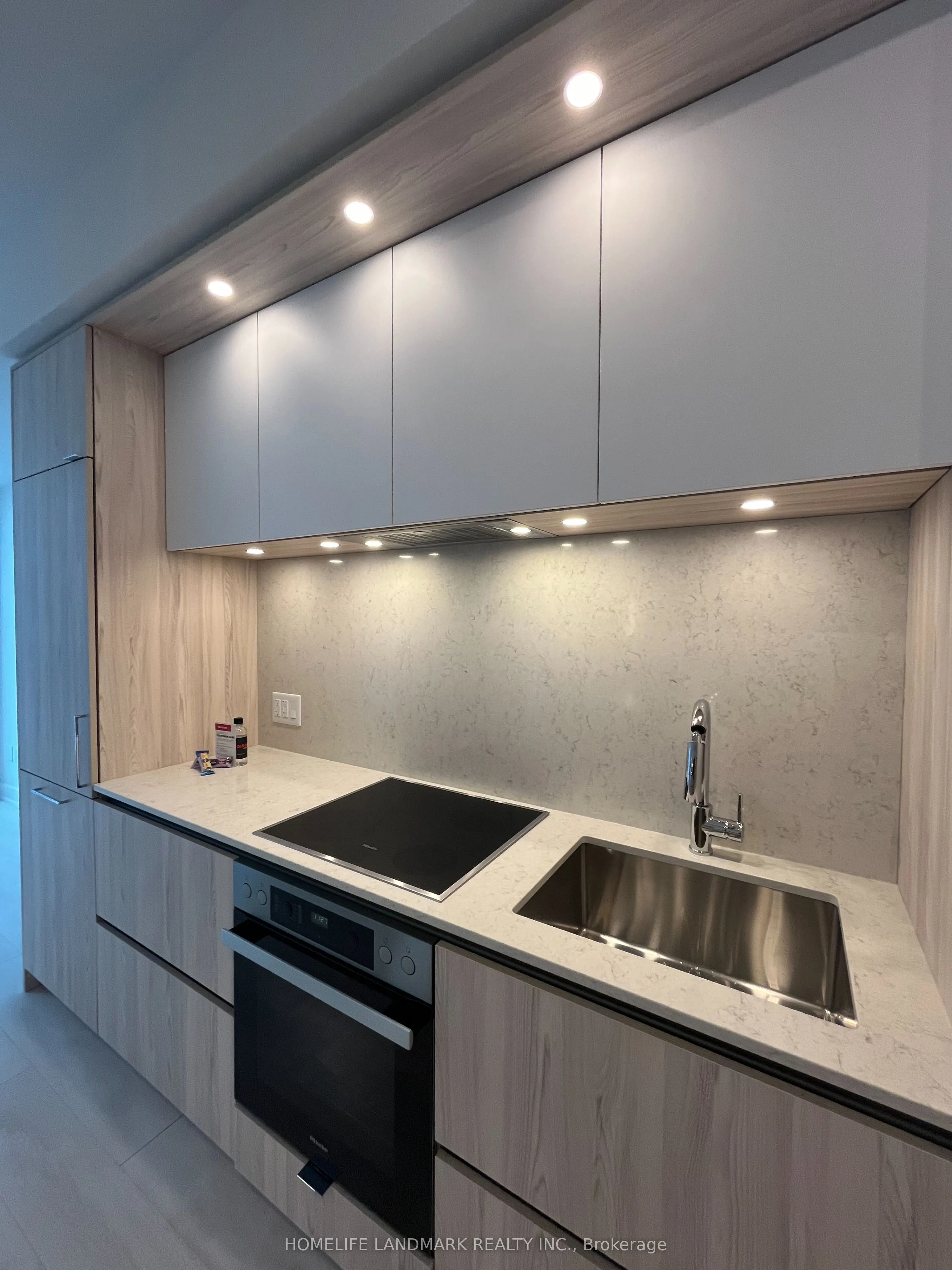 15 Mercer Street #2103