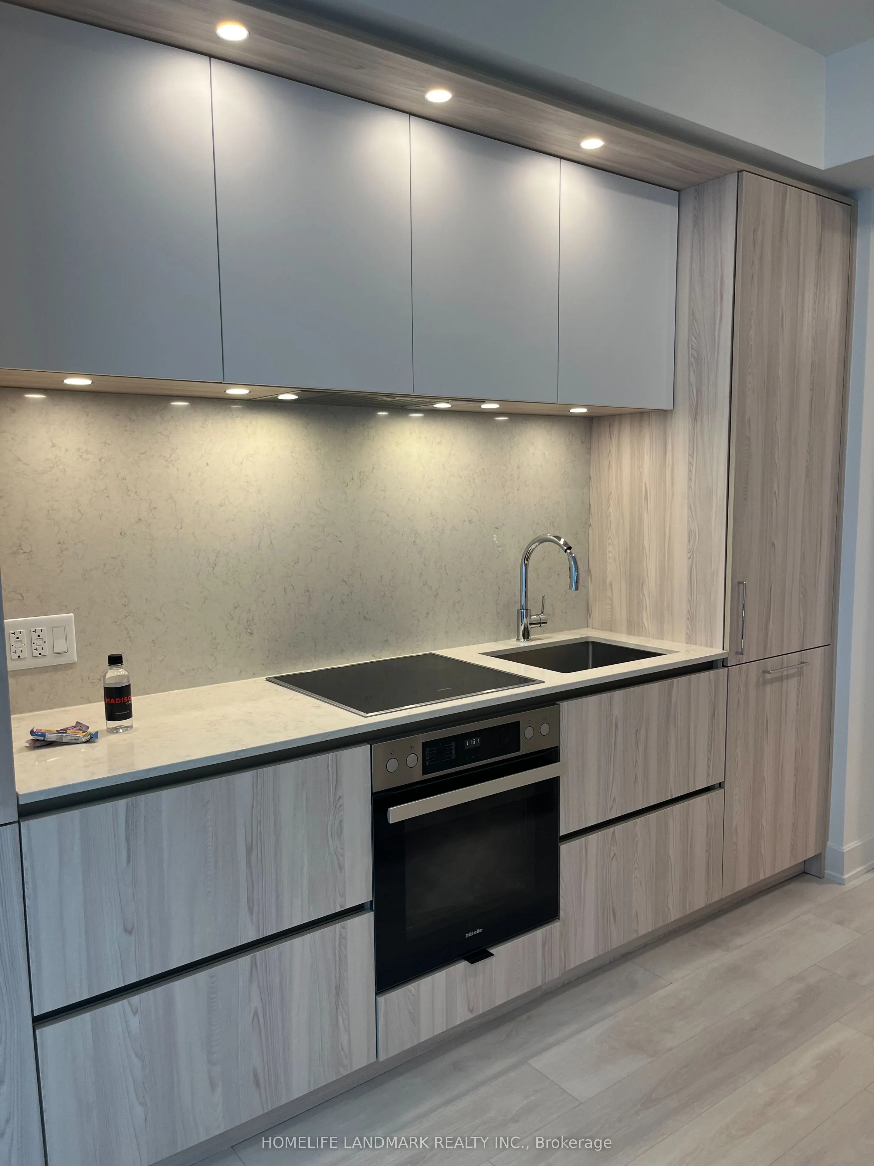 15 Mercer Street #2103