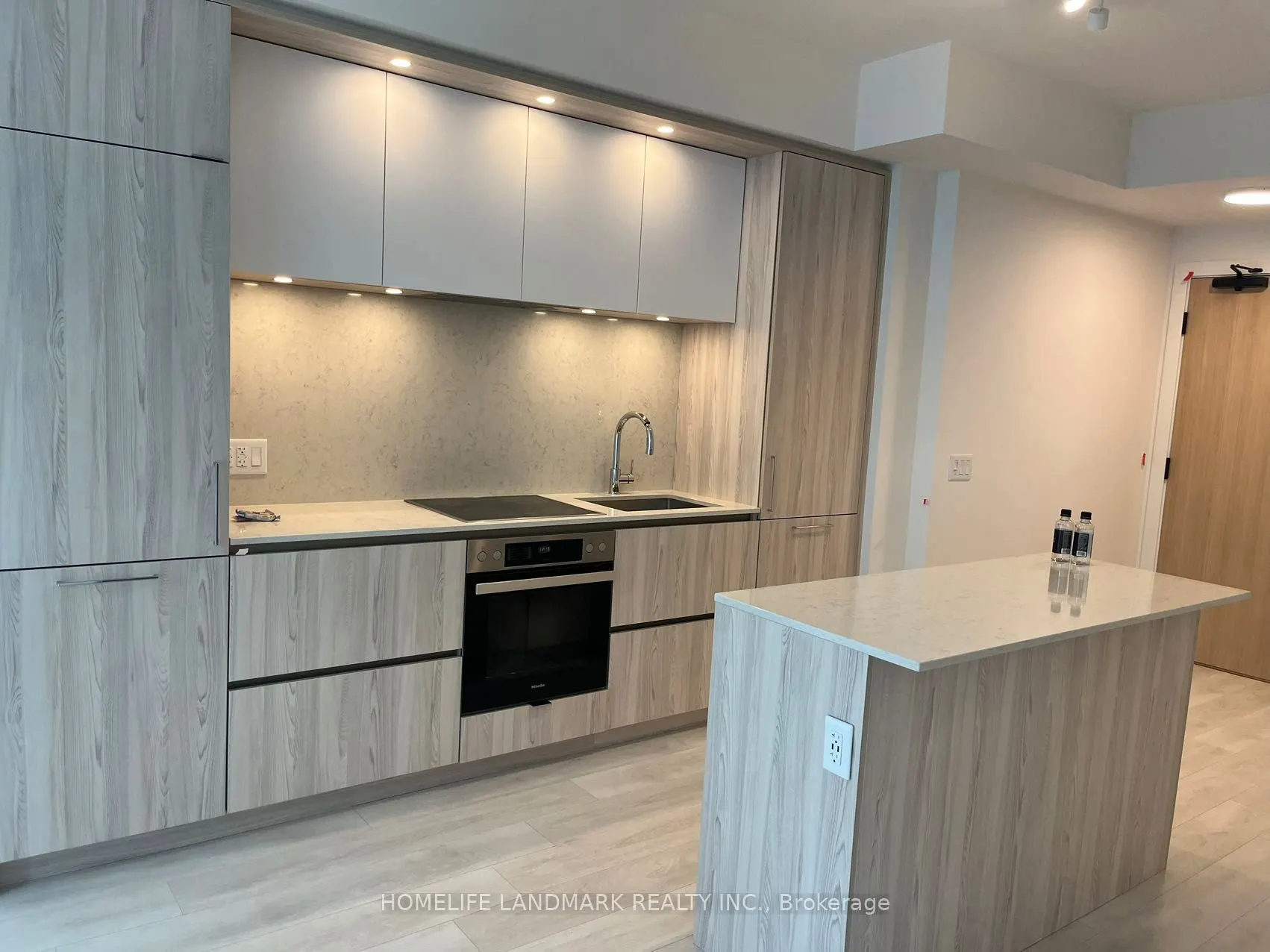 15 Mercer Street #2103