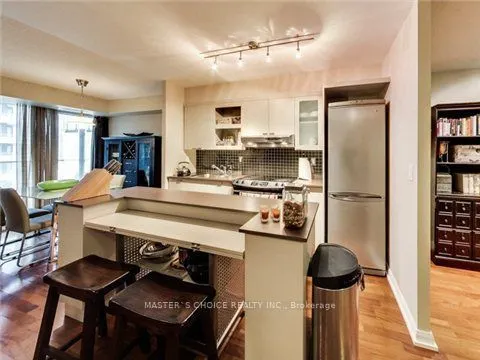 111 Elizabeth Street #1001