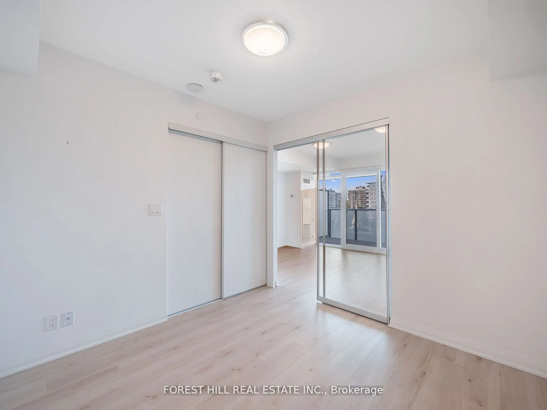 99 Foxbar Road #1007