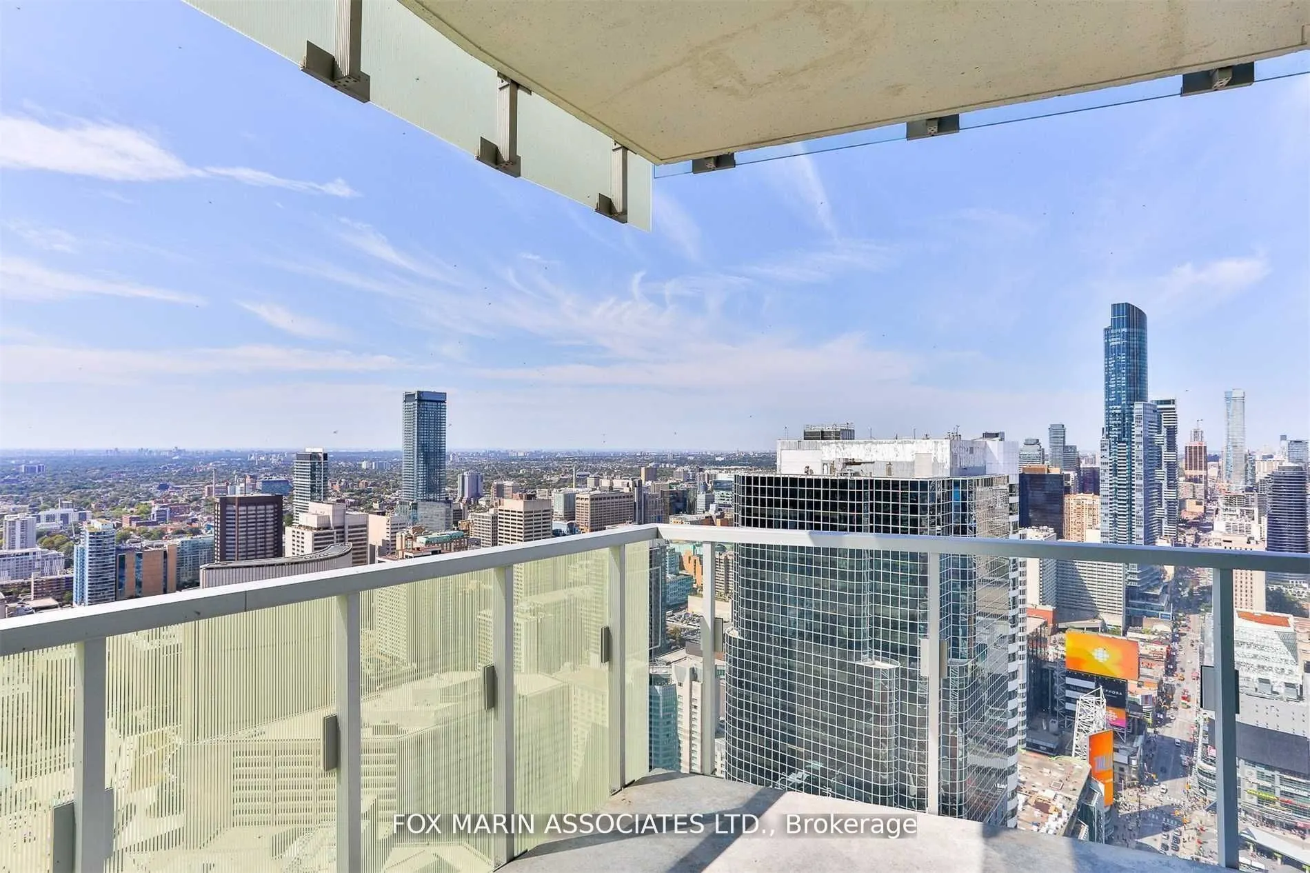 197 Yonge Street #4612