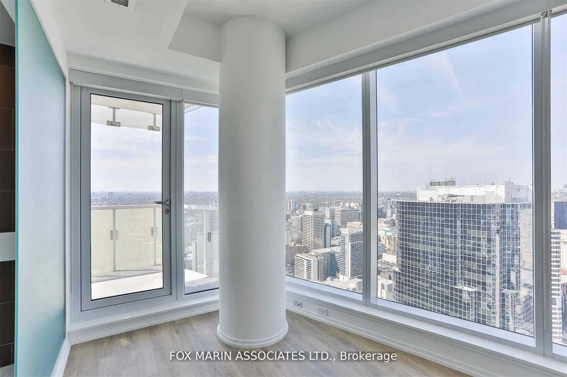 197 Yonge Street #4612