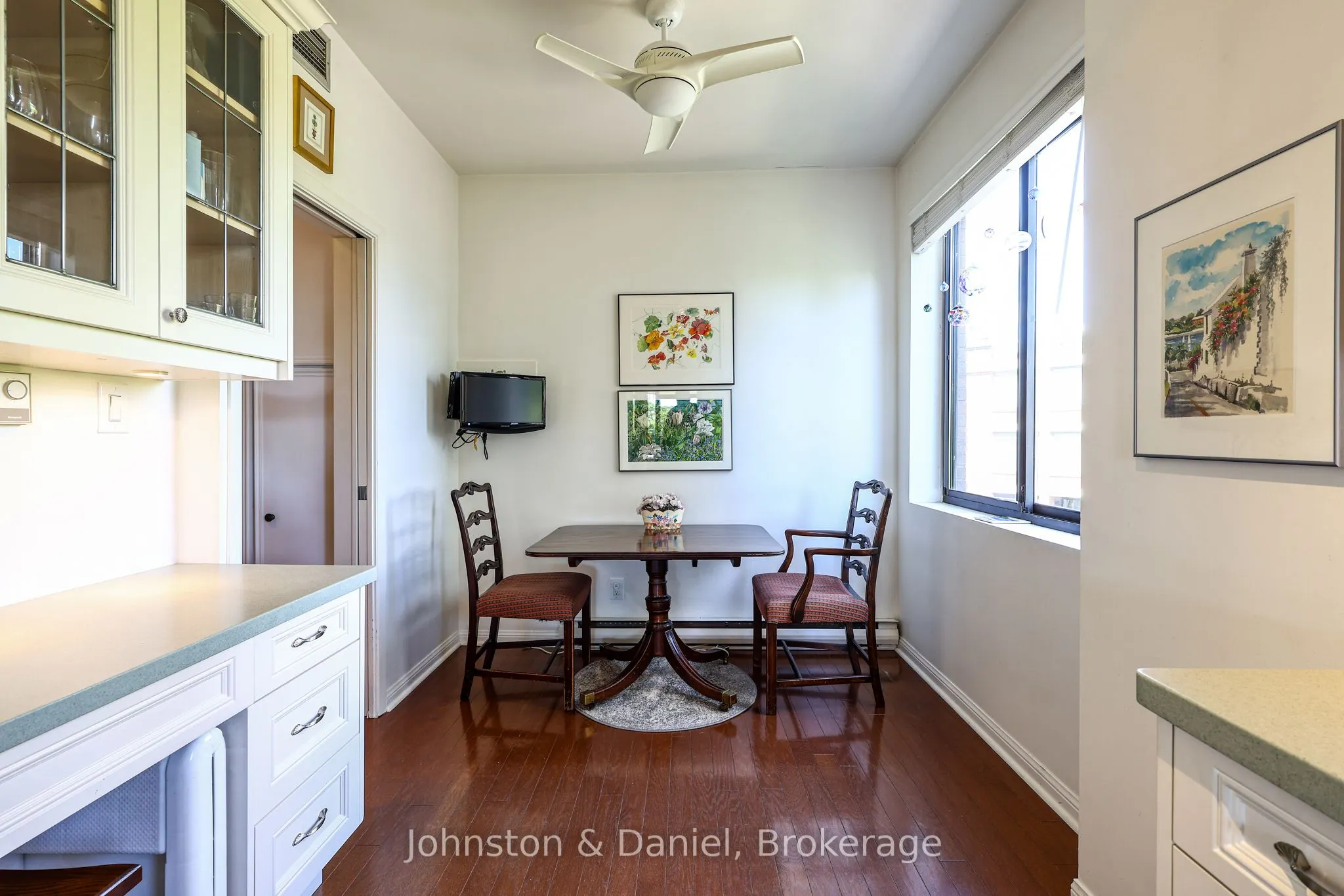 407 Walmer Road #401