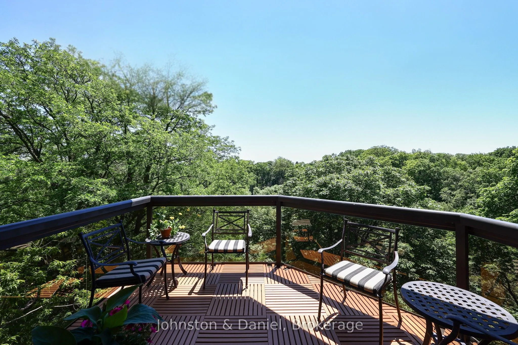 407 Walmer Road #401