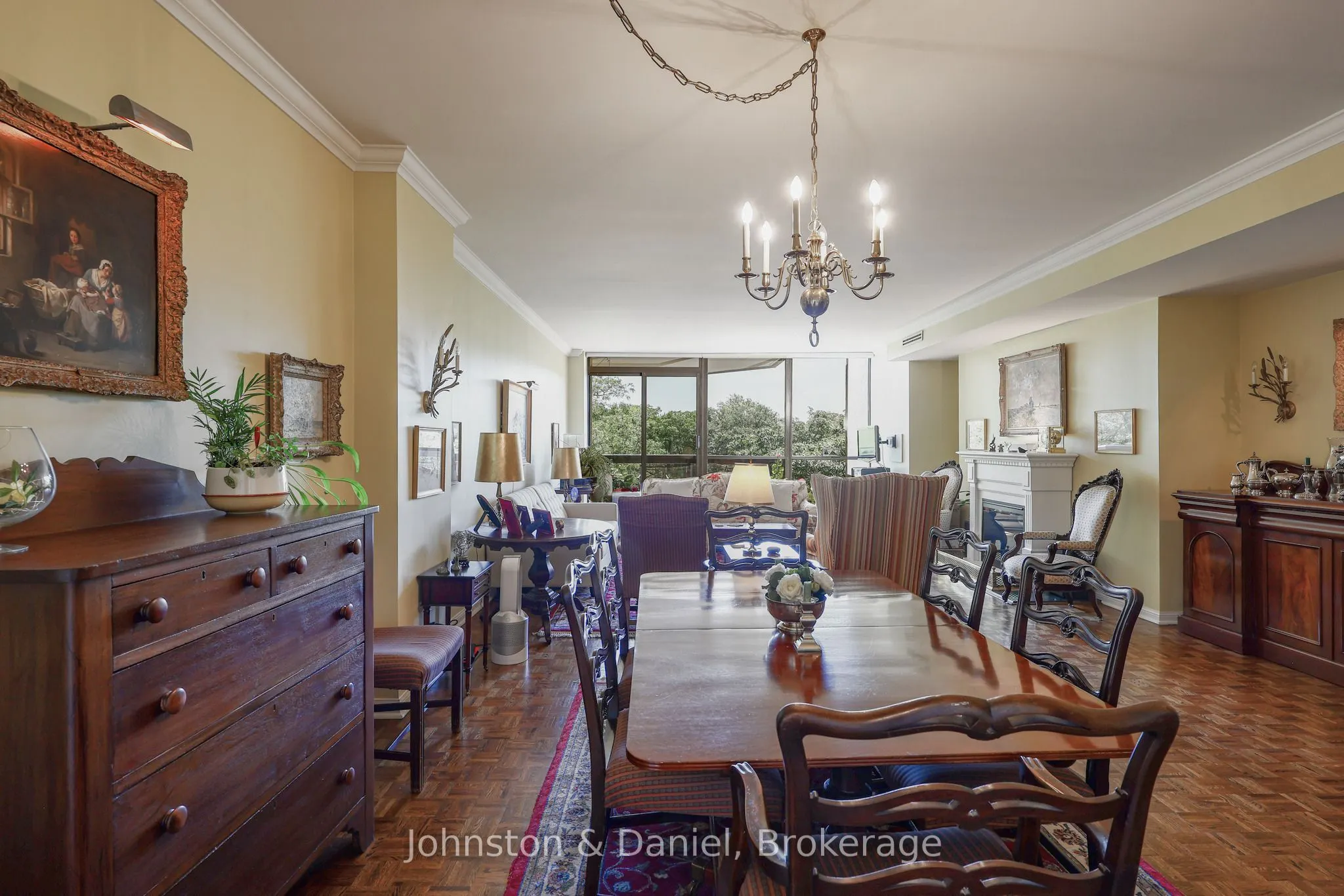 407 Walmer Road #401