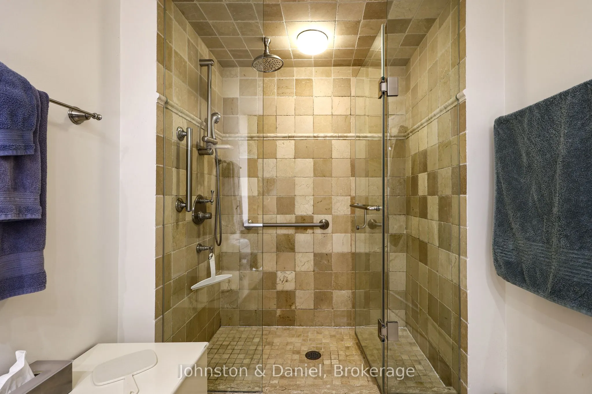 407 Walmer Road #401