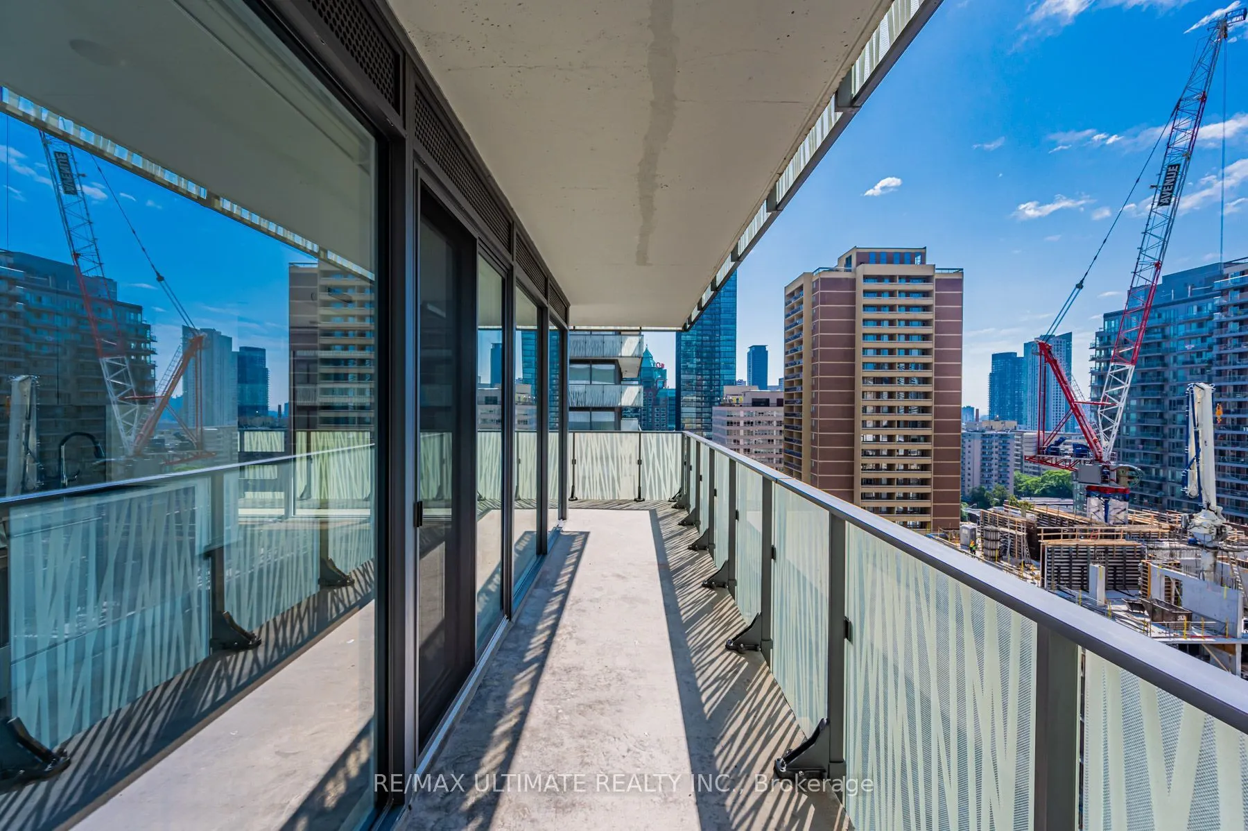 42 Charles Street E #1402