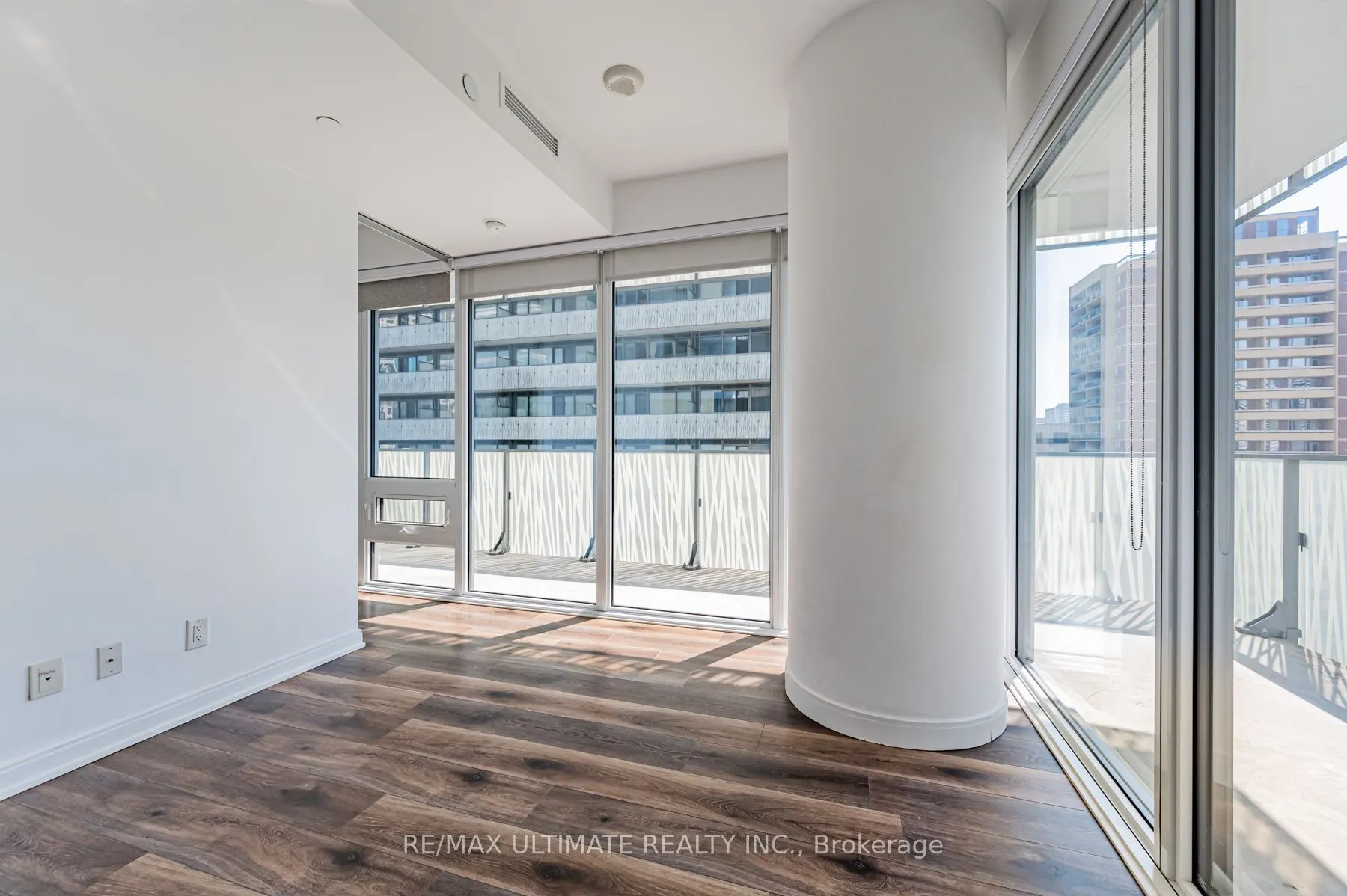 42 Charles Street E #1402