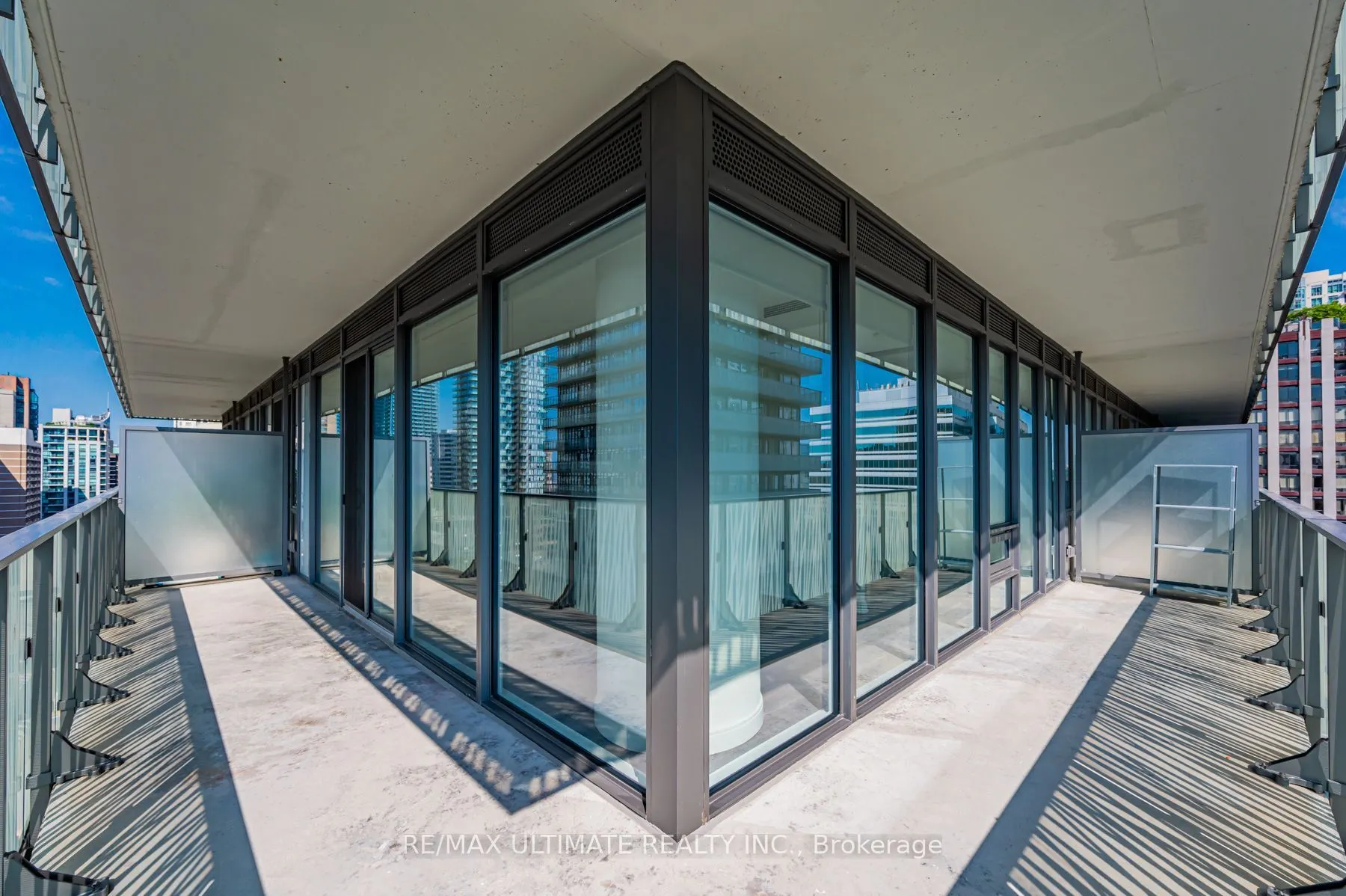 42 Charles Street E #1402