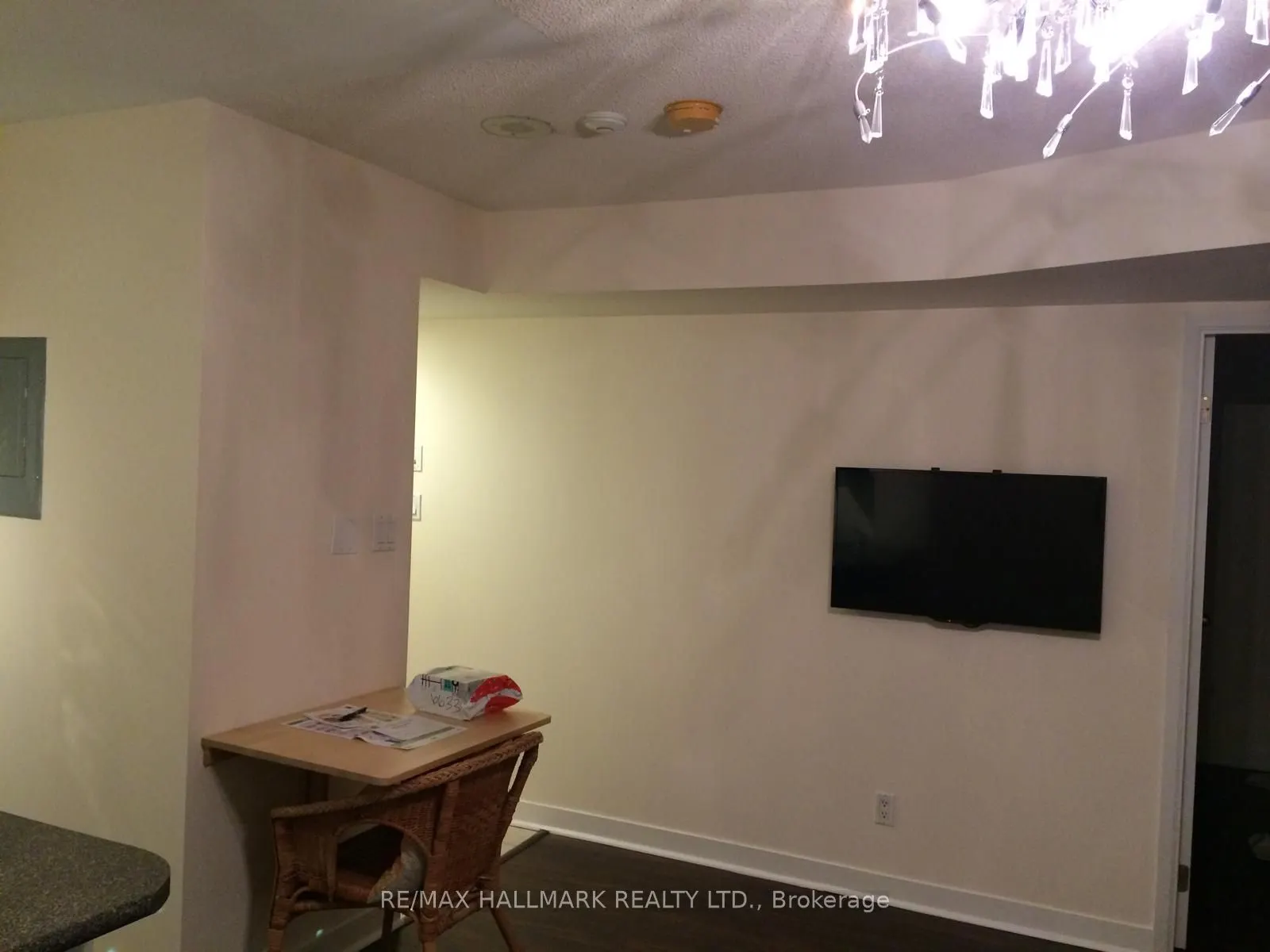 650 Queens Quay W #1817