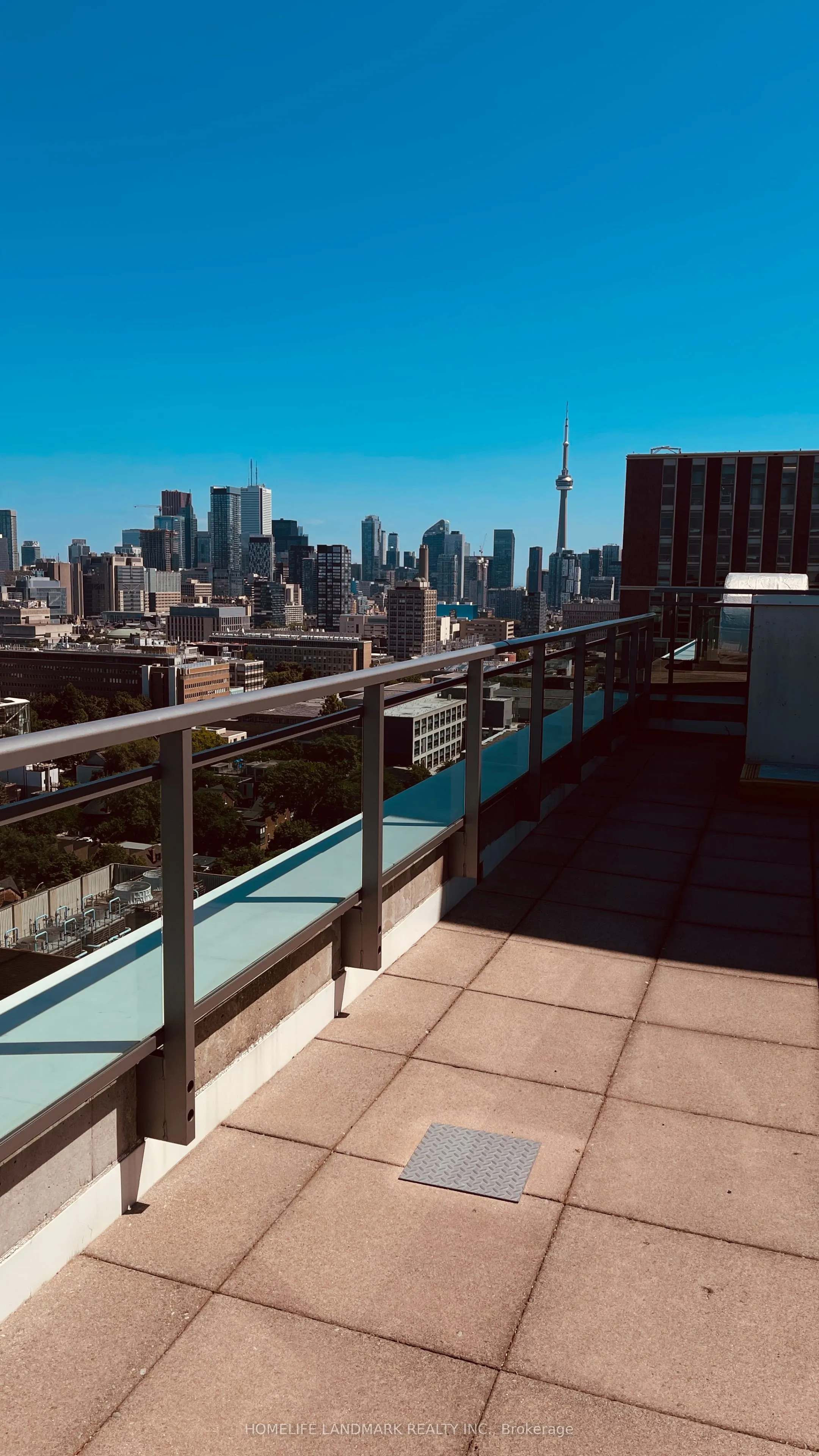 736 Spadina Avenue #803