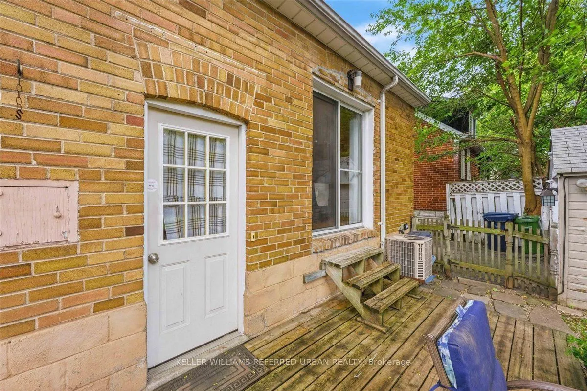 207 Elmhurst Avenue