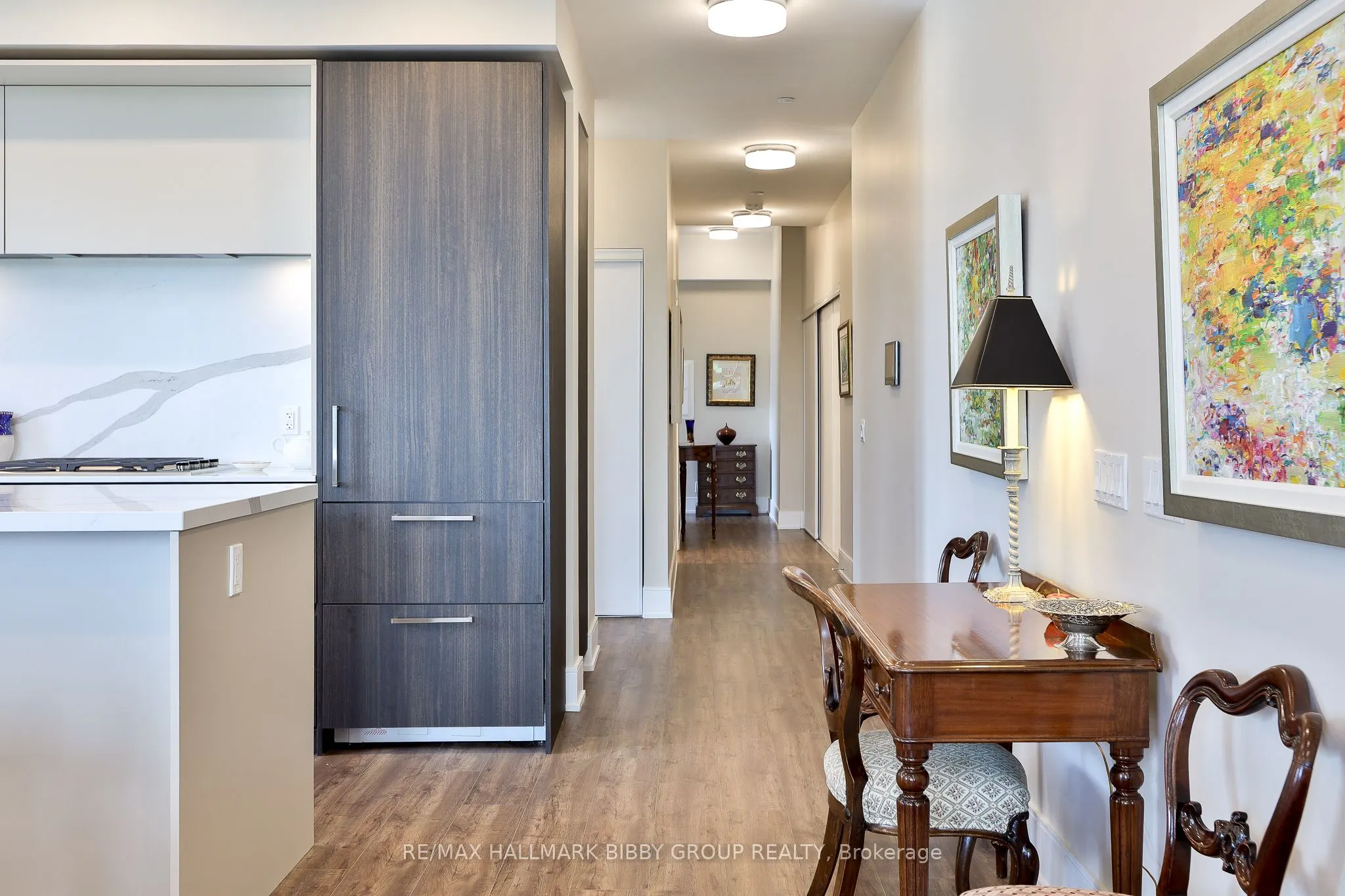 1 Hillsdale Avenue W #902