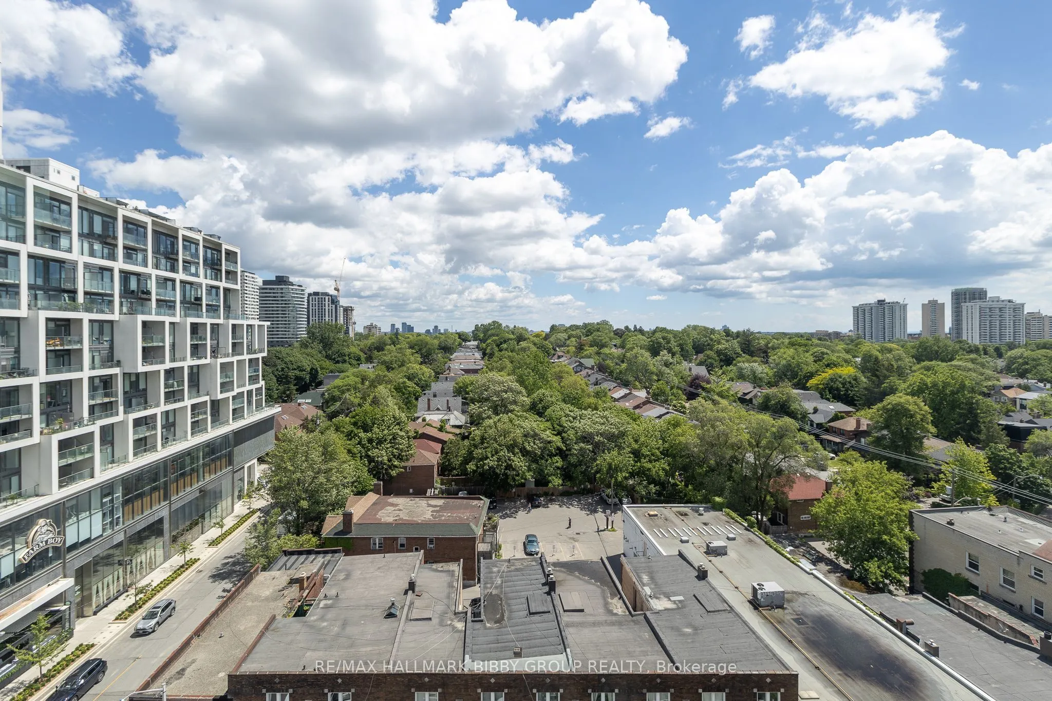 1 Hillsdale Avenue W #902