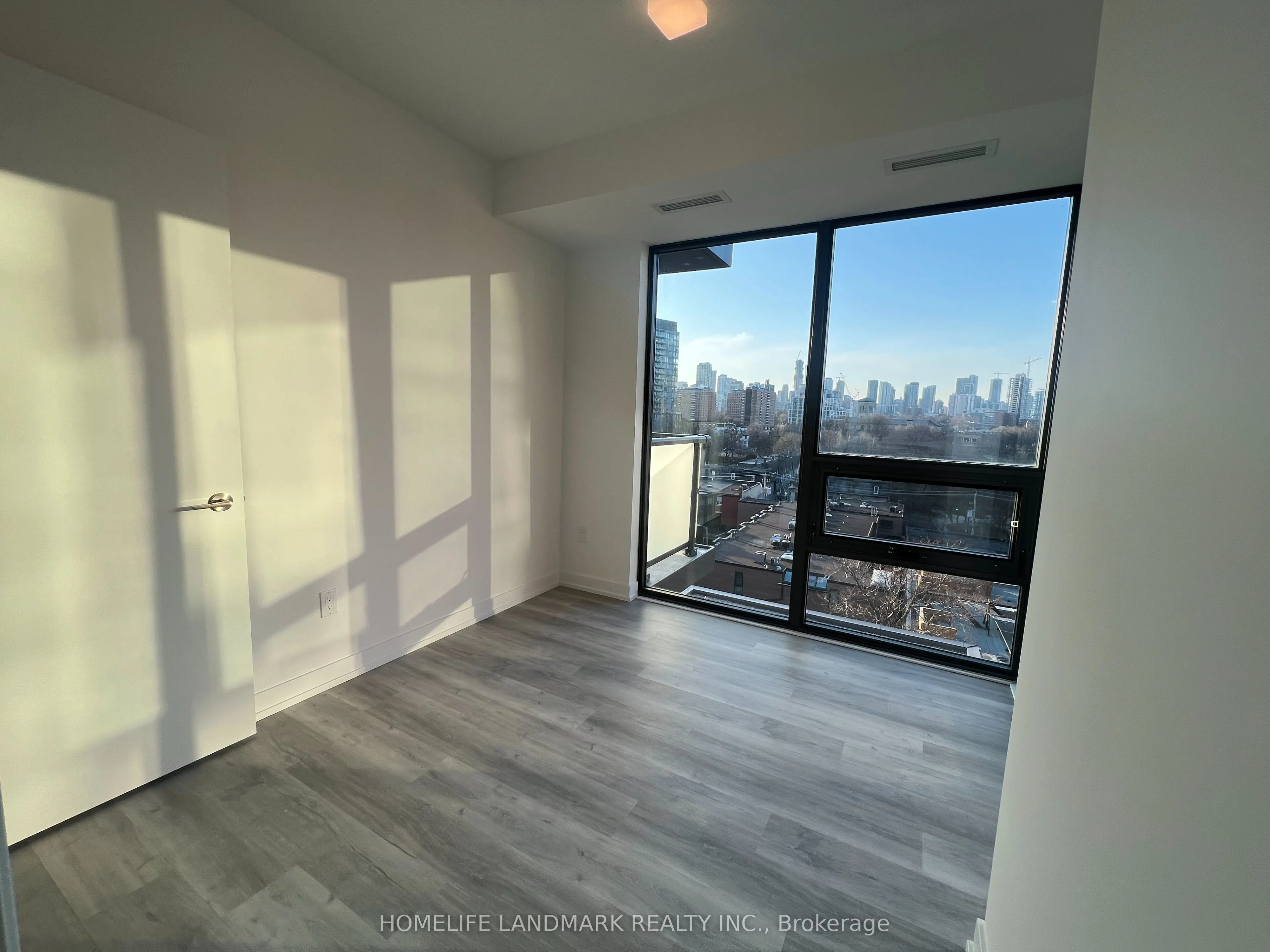 28 Eastern Avenue #727