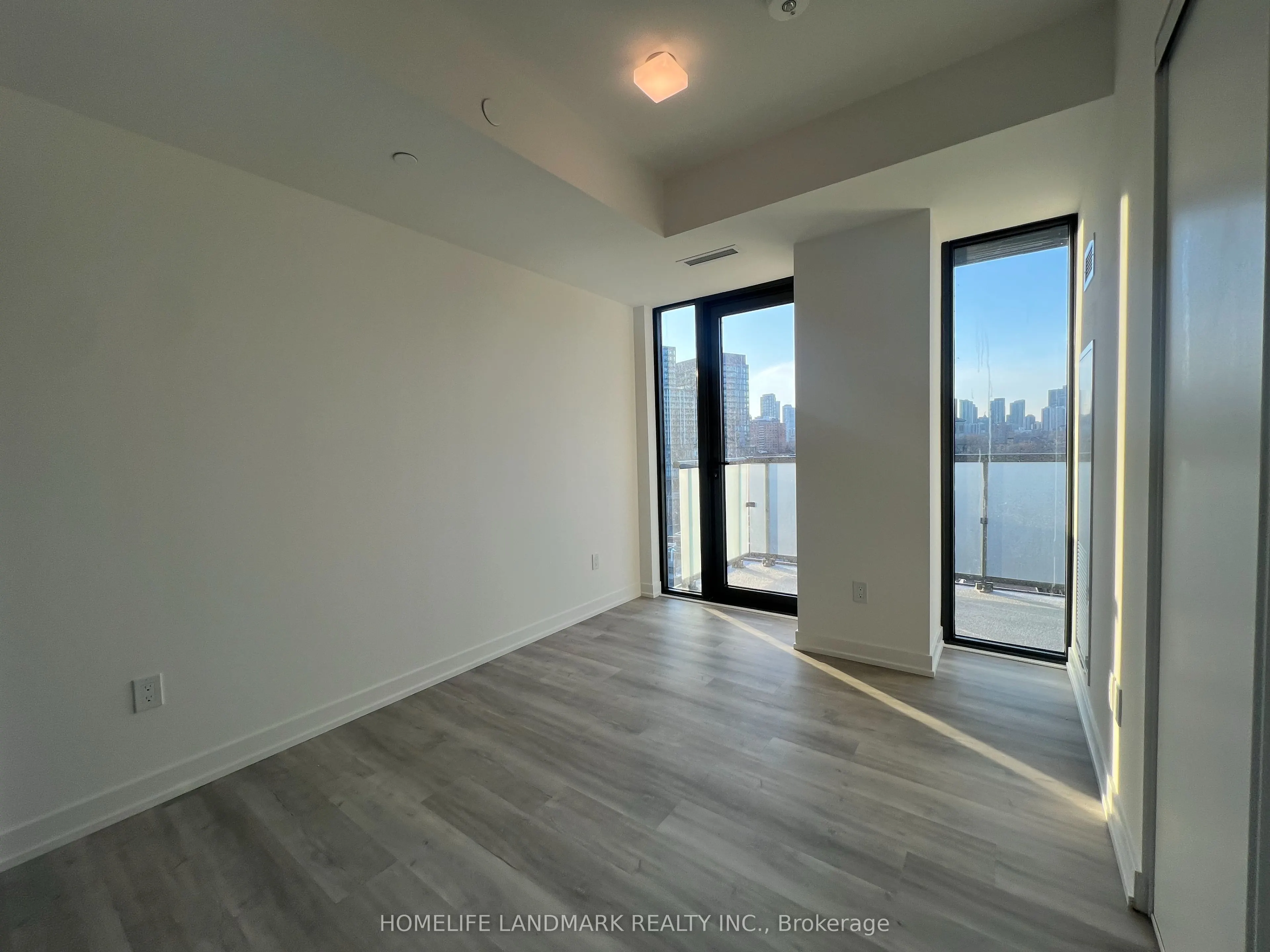 28 Eastern Avenue #727