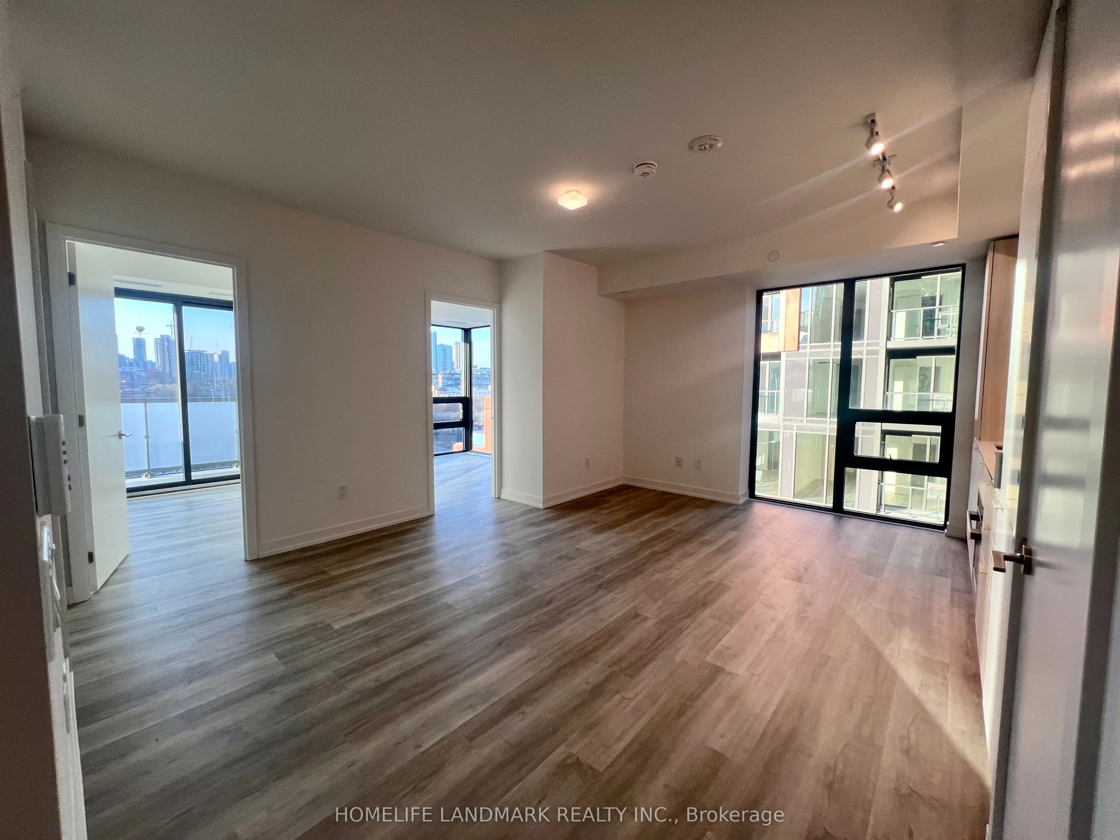 28 Eastern Avenue #727