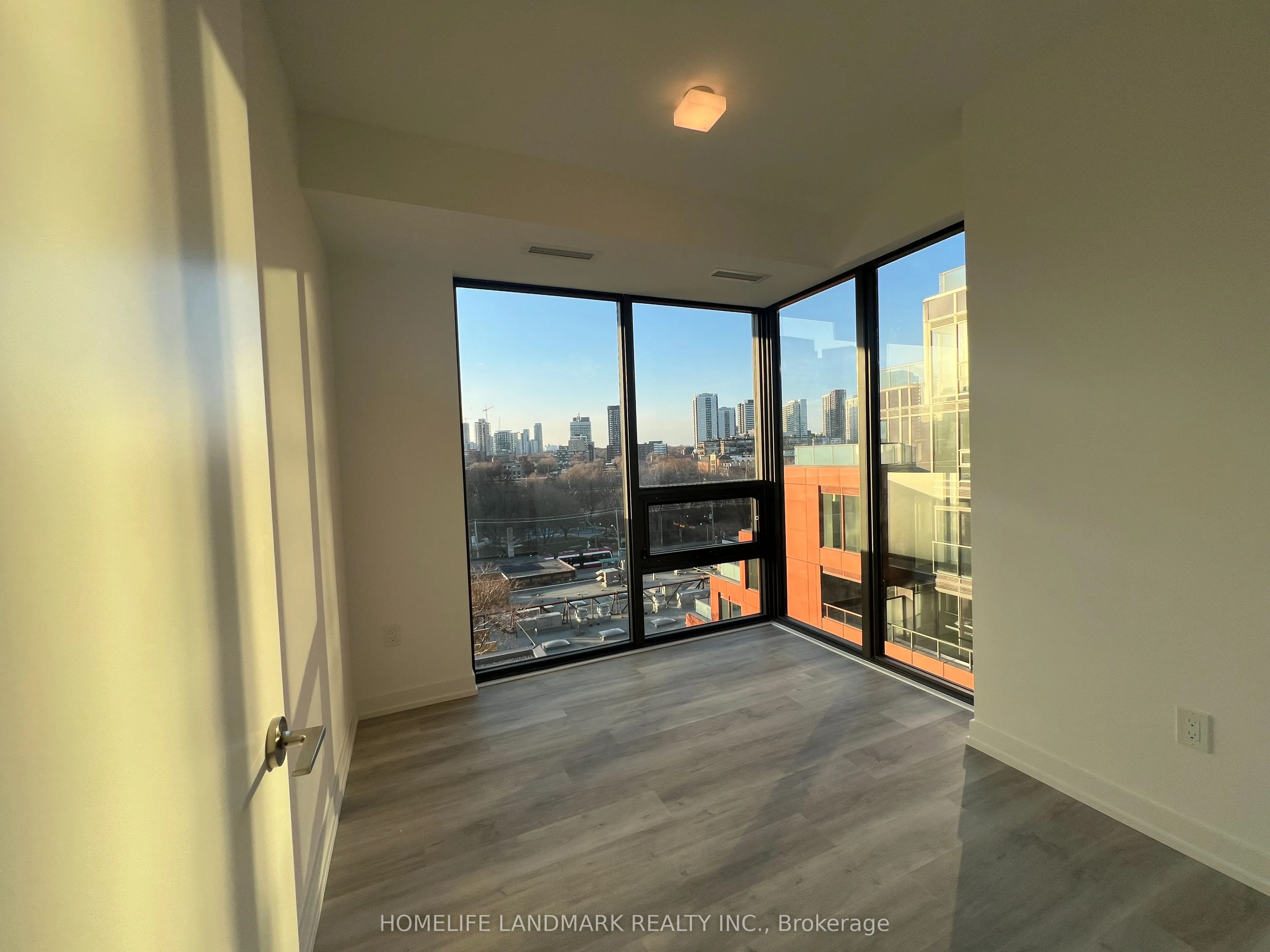 28 Eastern Avenue #727