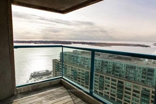 77 Harbour Square #2409