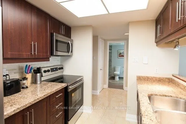 77 Harbour Square #2409