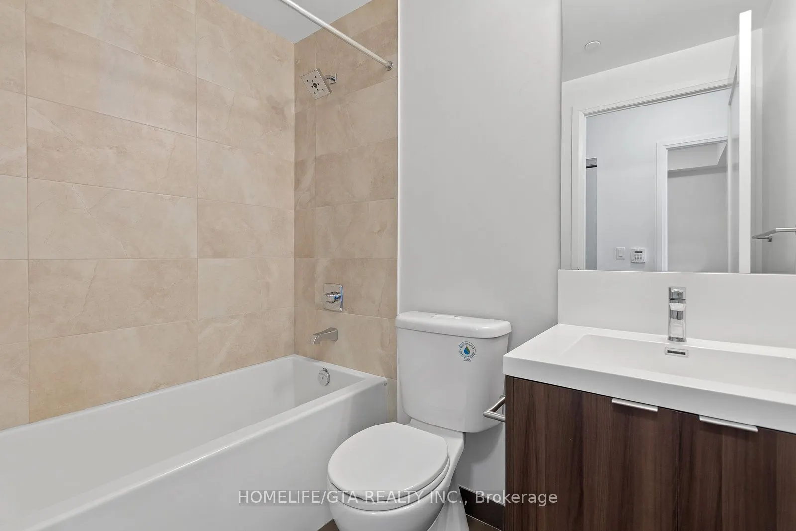 101 Erskine Avenue #420