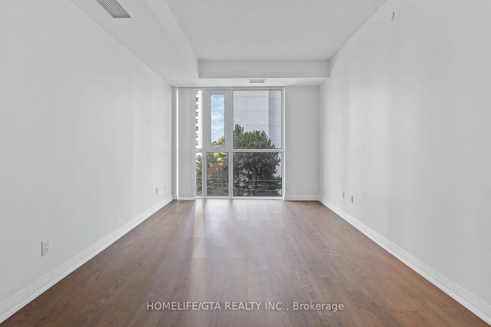 101 Erskine Avenue #420